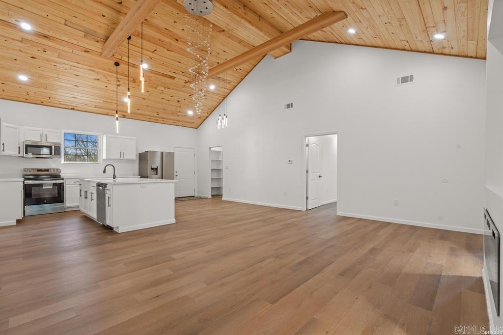 Metes & Bounds - Residential
