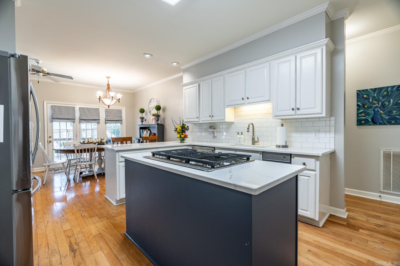 ST CHARLES ADDN - Residential