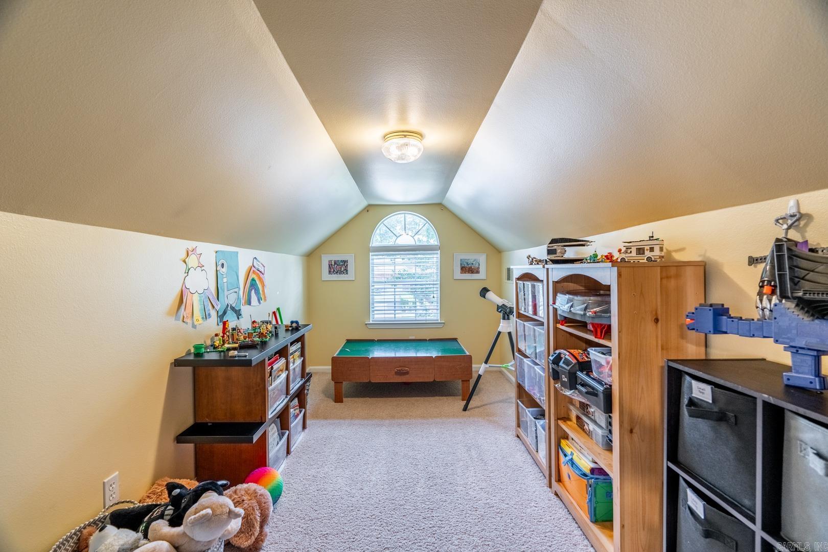 ST CHARLES ADDN - Residential