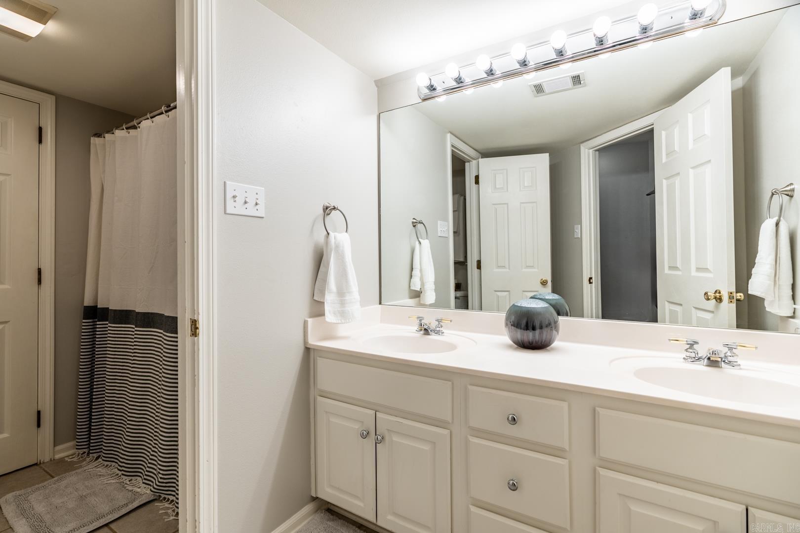 ST CHARLES ADDN - Residential