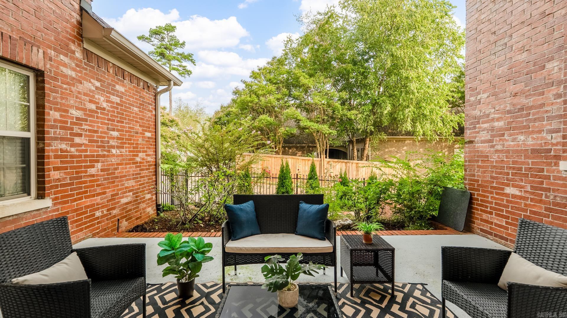 THE VILLAGES OF WELLINGTON - Residential