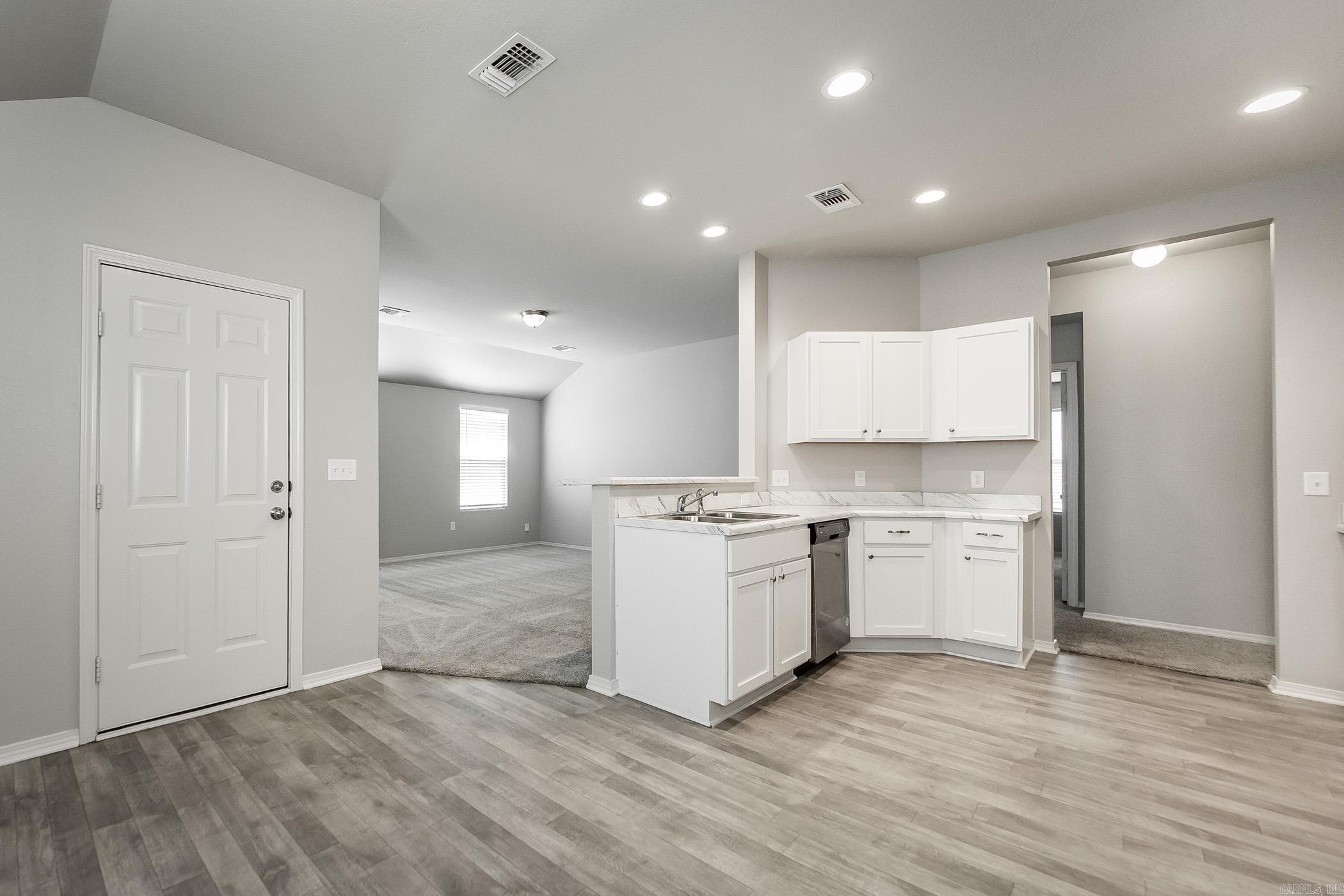 STAGECOACH CROSSING (OTTERCREEK) - Residential