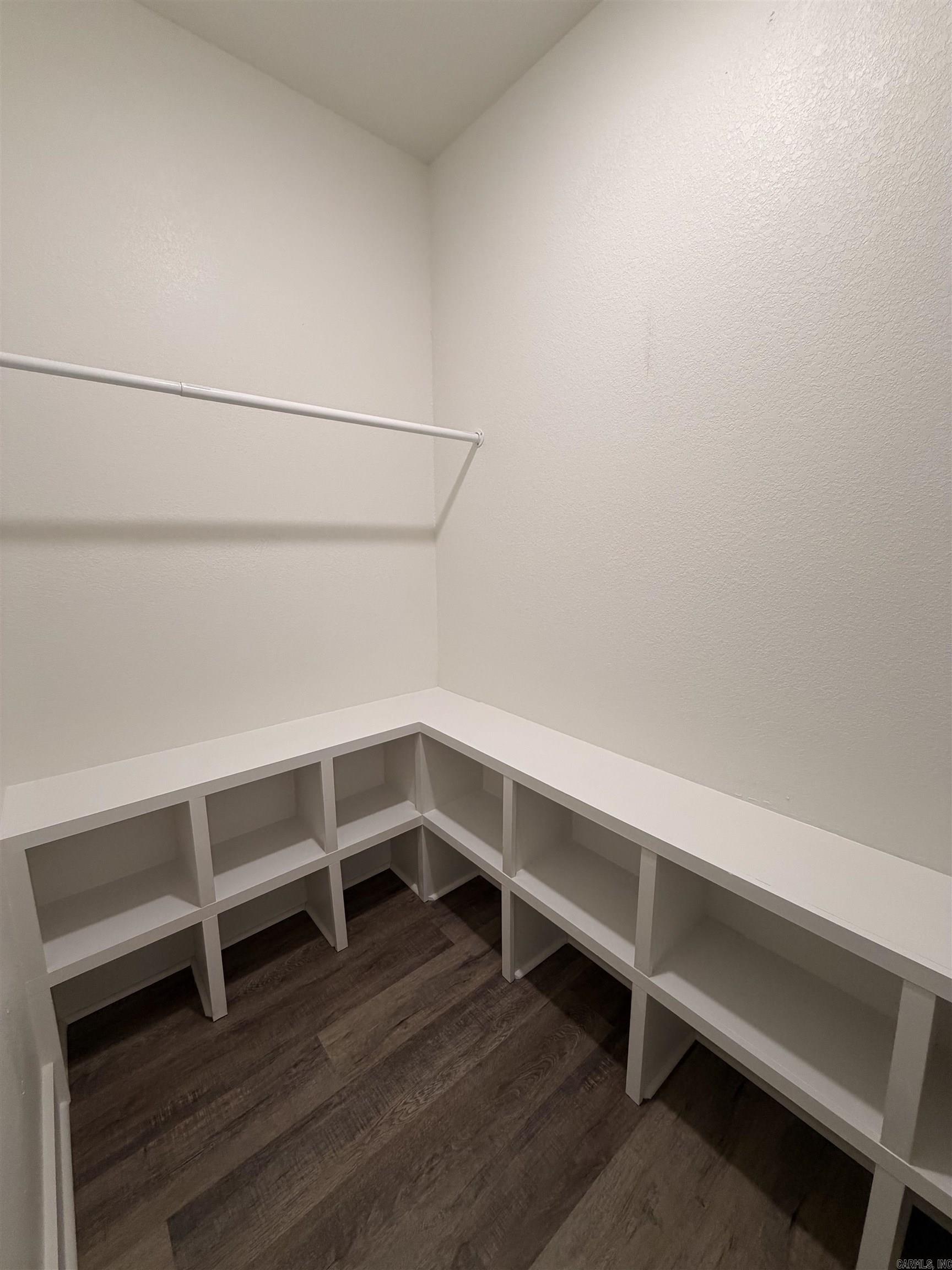 ROSE CREEK - Residential