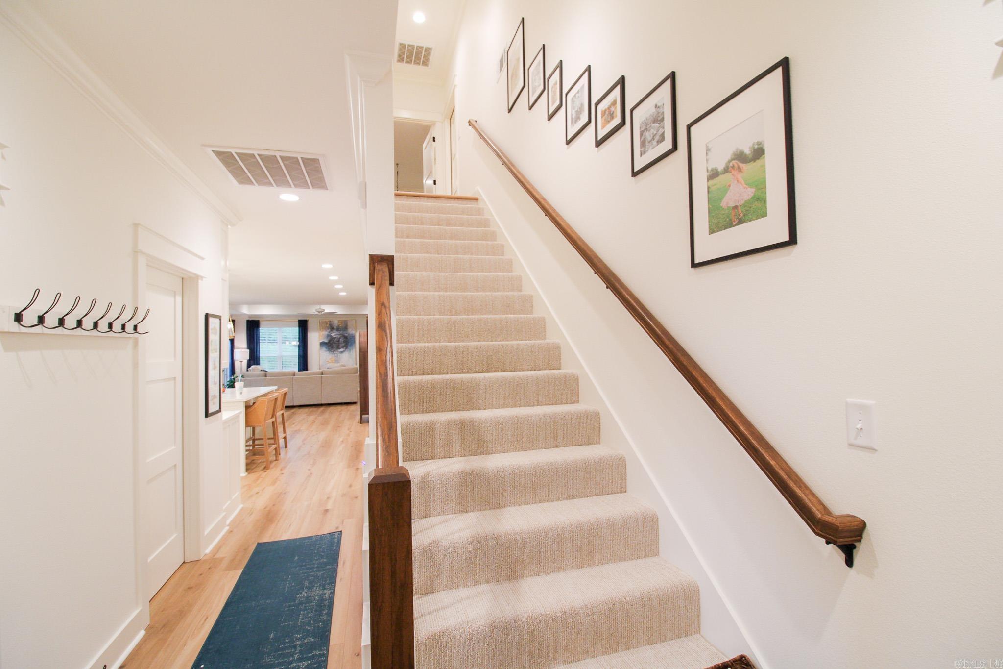 EDGEWOOD PARK - Residential