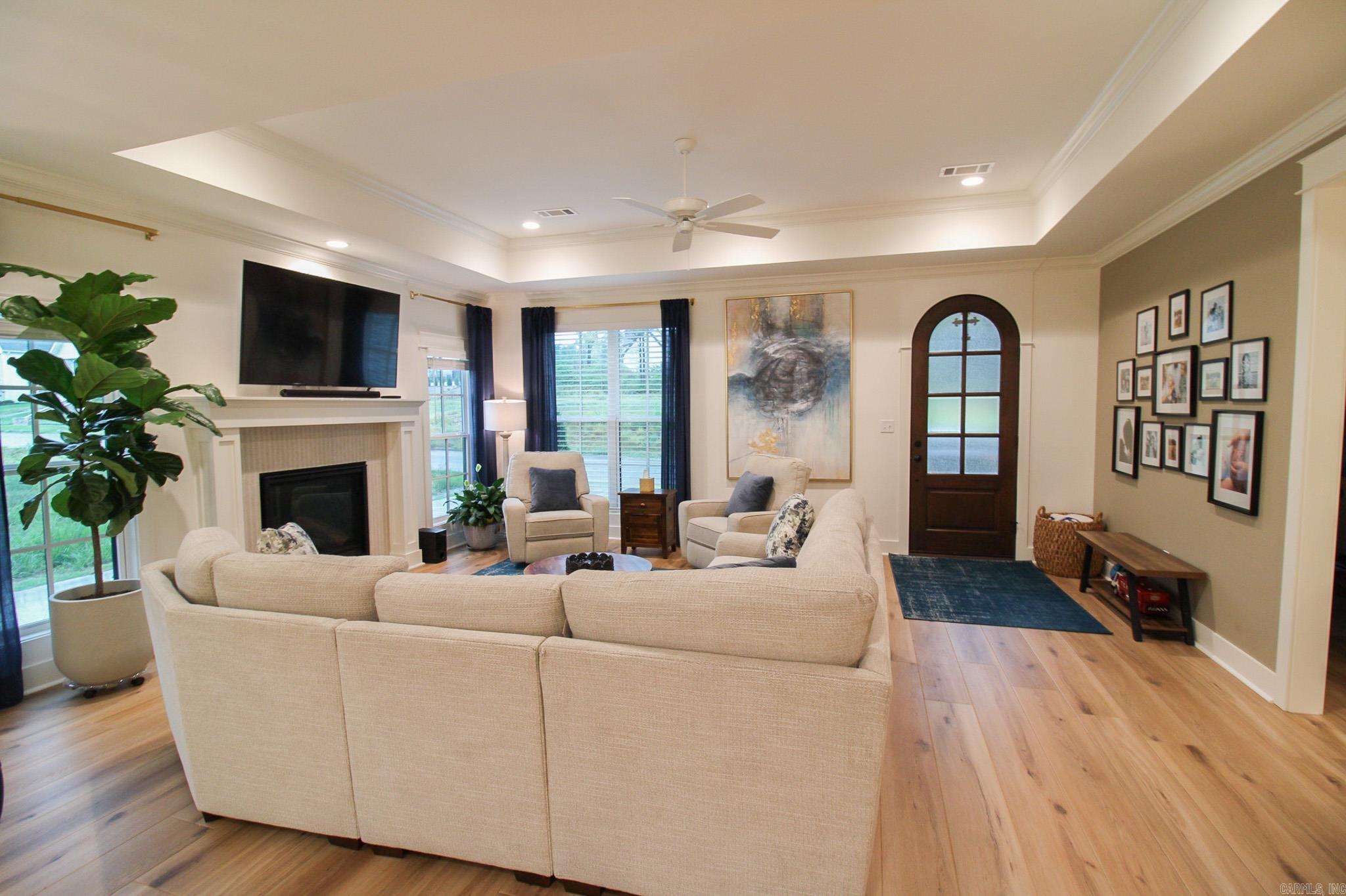 EDGEWOOD PARK - Residential