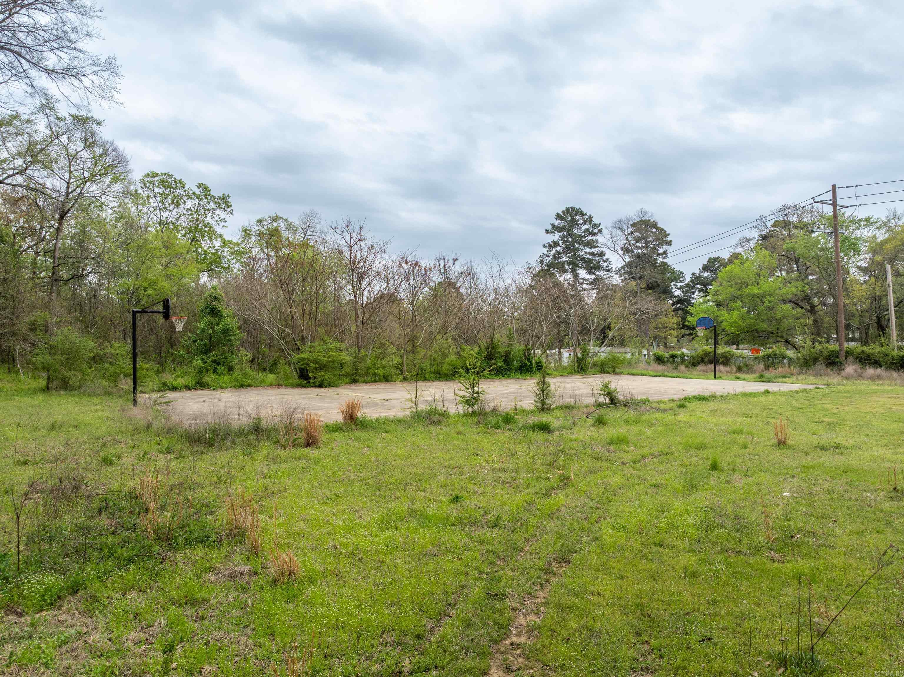 Metes & Bounds - Commercial Sale