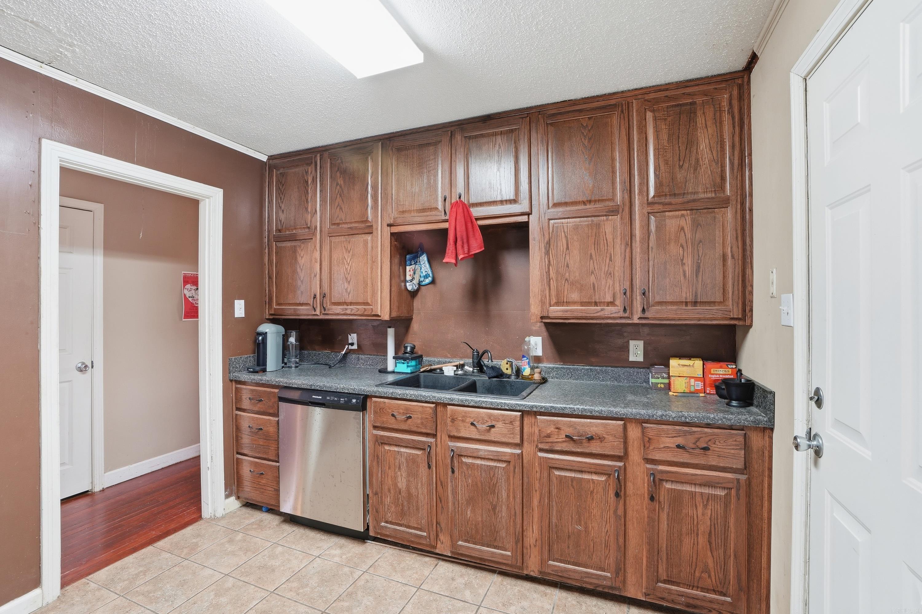 WEEMS ADDN - Residential