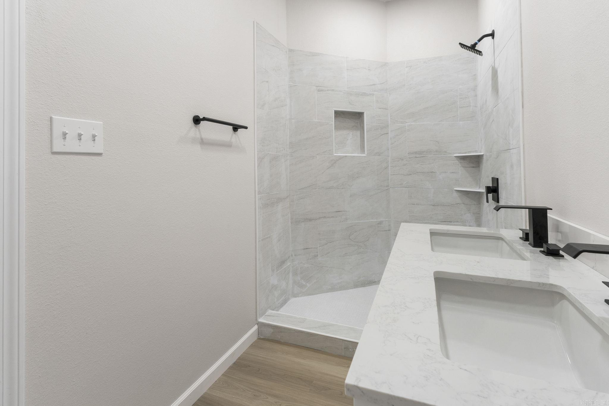 South Highland - Residential Lease