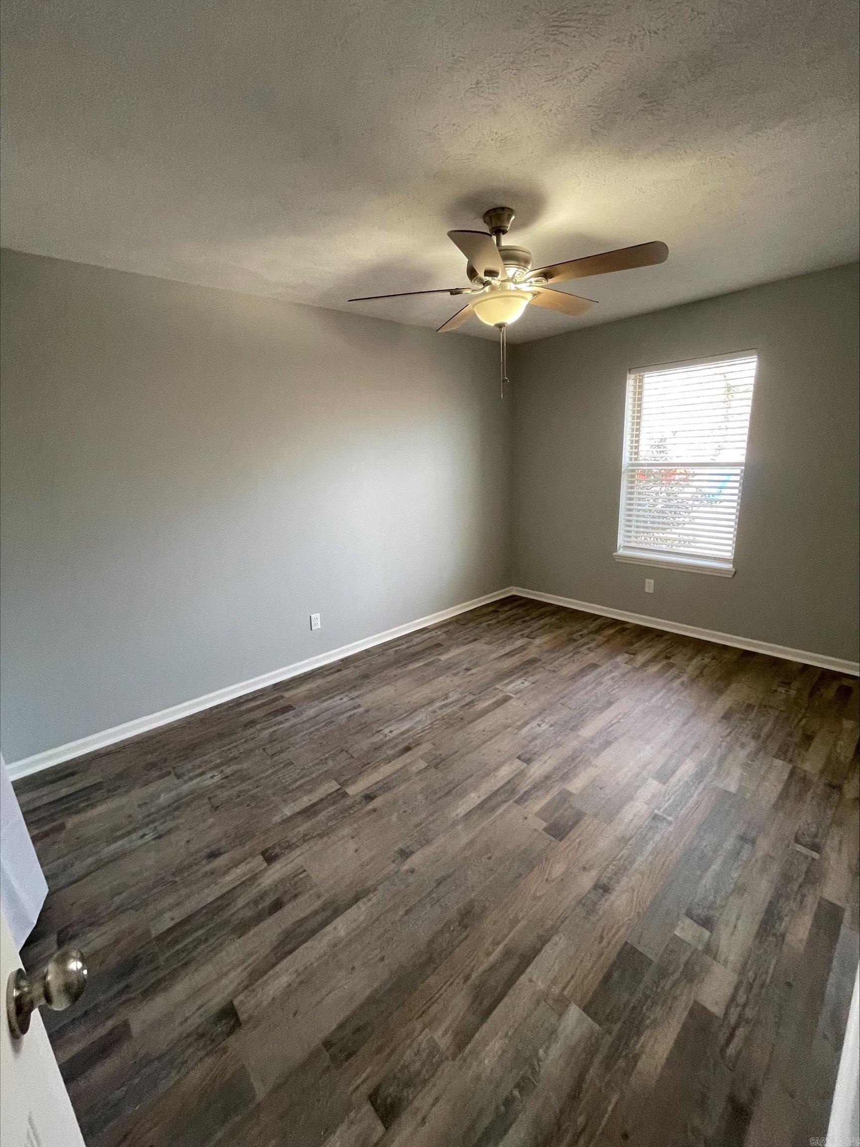 DEEREWOOD - Residential