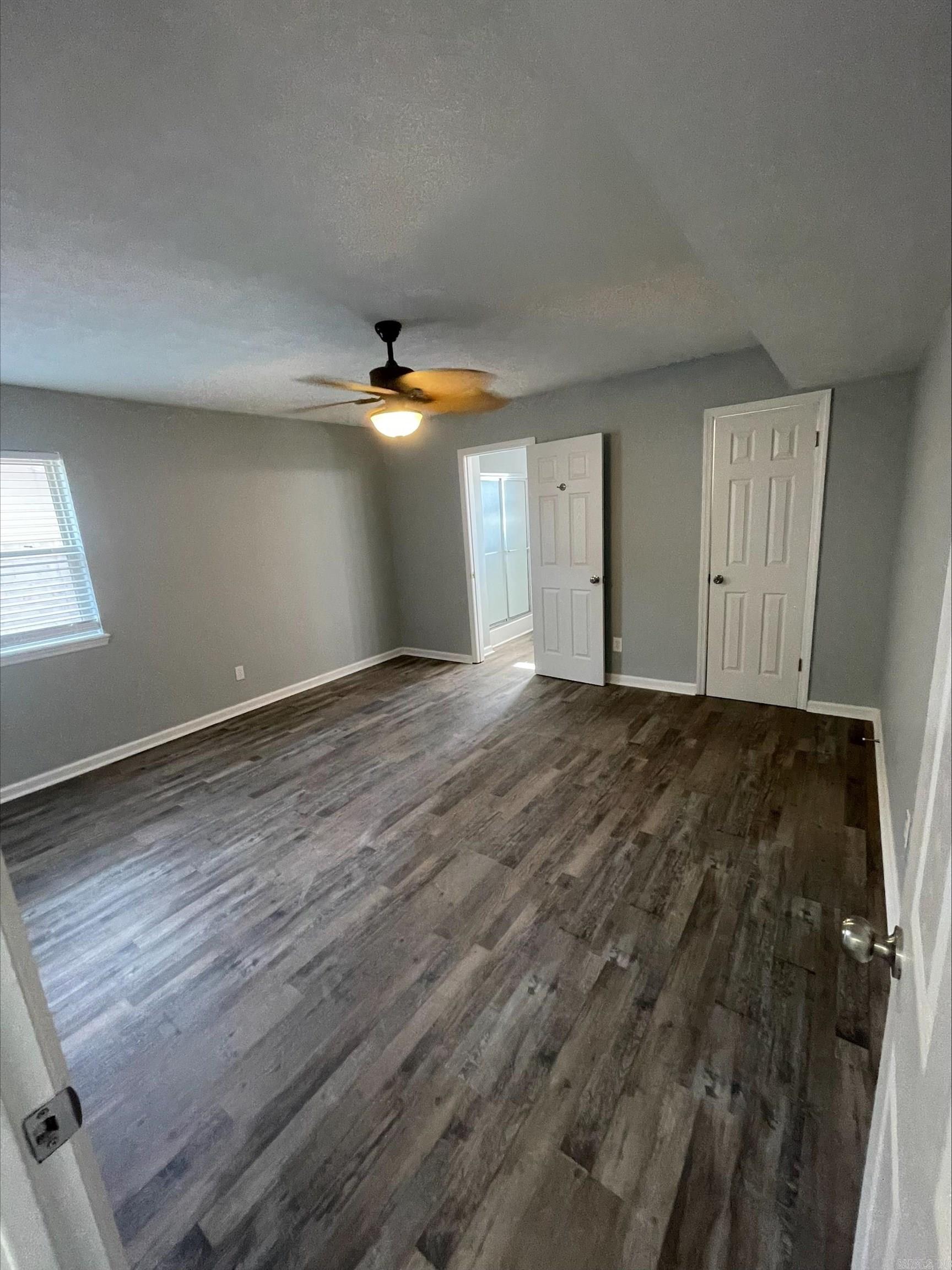 DEEREWOOD - Residential