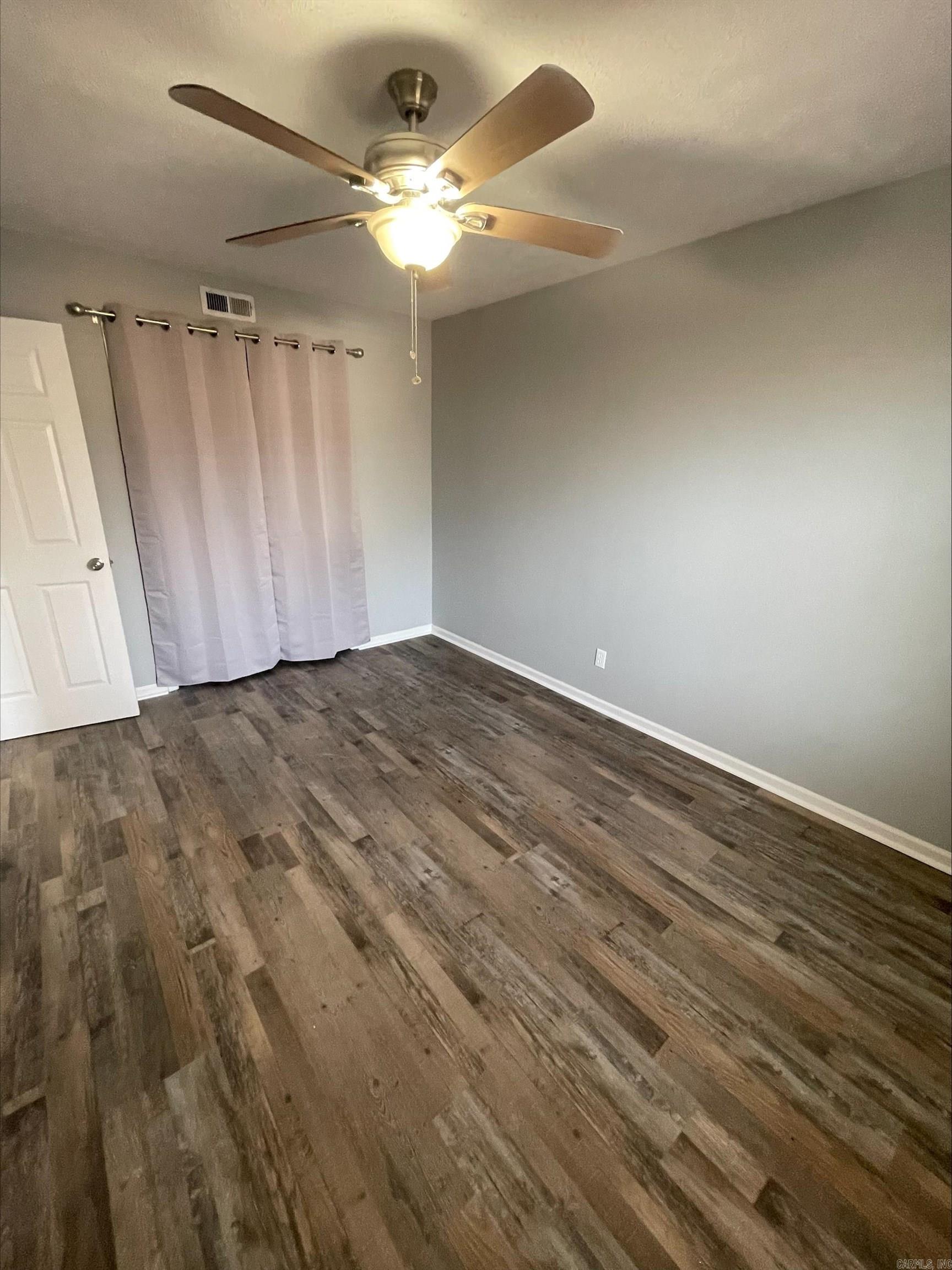 DEEREWOOD - Residential