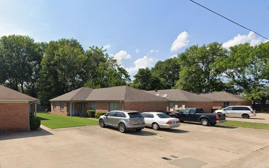 Charming duplex perfect for investors. This dual income property with solid rental history is conveniently located near shopping, dining and I-40 for easy commuting. Great opportunity to own income property in a growing market.