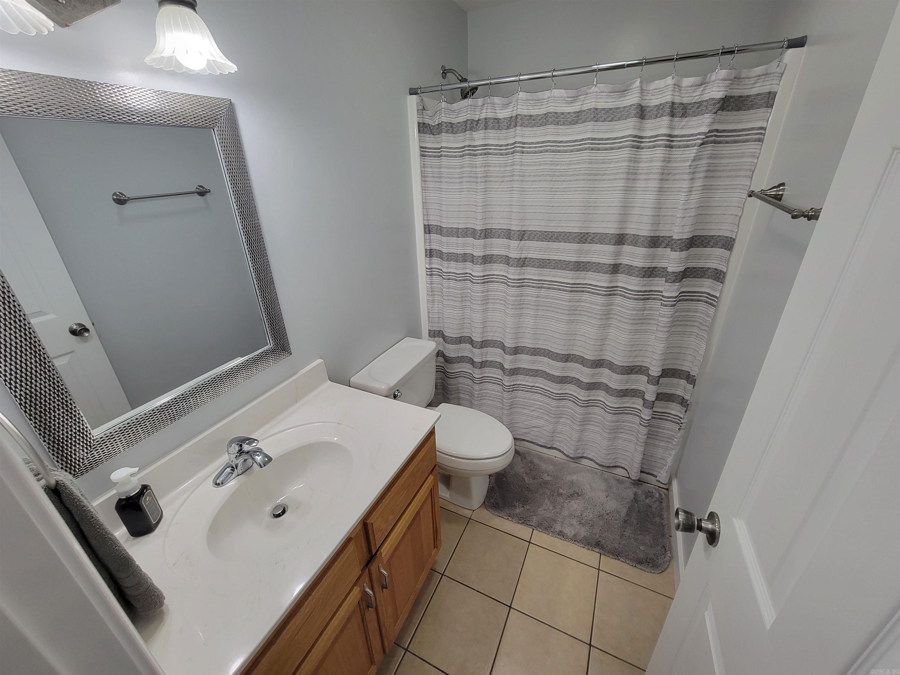 CEDAR KNOLLS & CEDAR VIEW - Residential