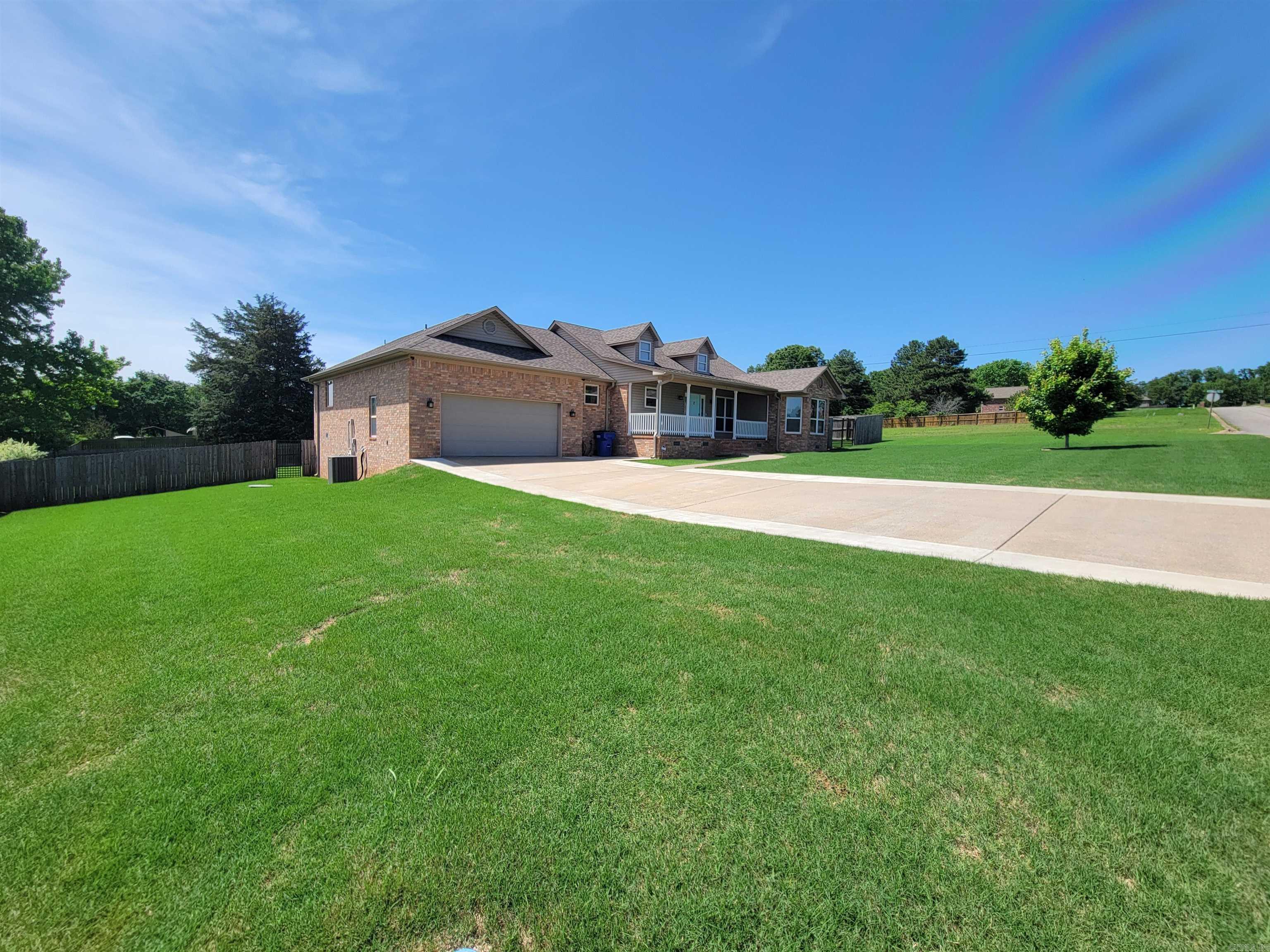 CEDAR KNOLLS & CEDAR VIEW - Residential