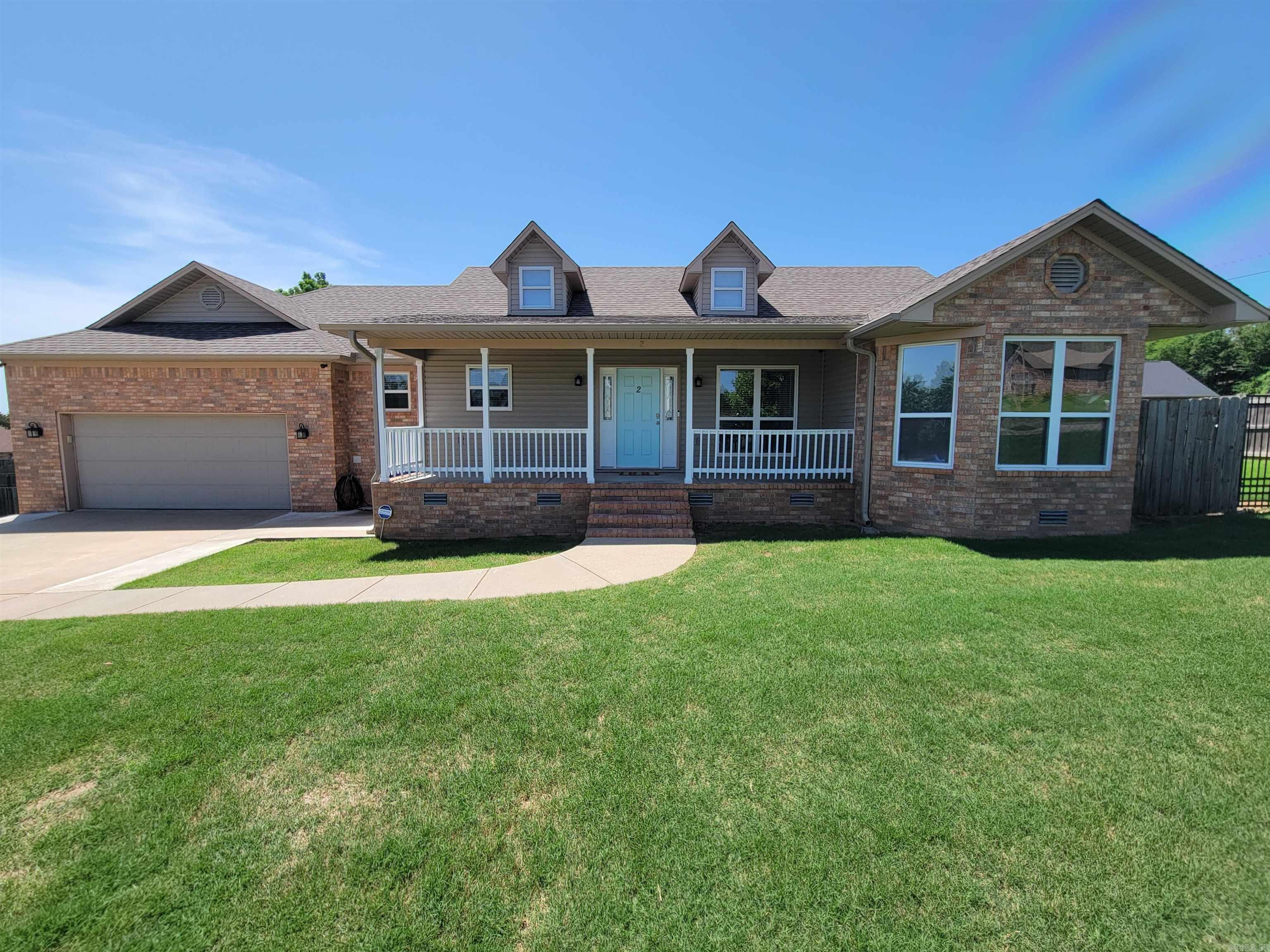 CEDAR KNOLLS & CEDAR VIEW - Residential