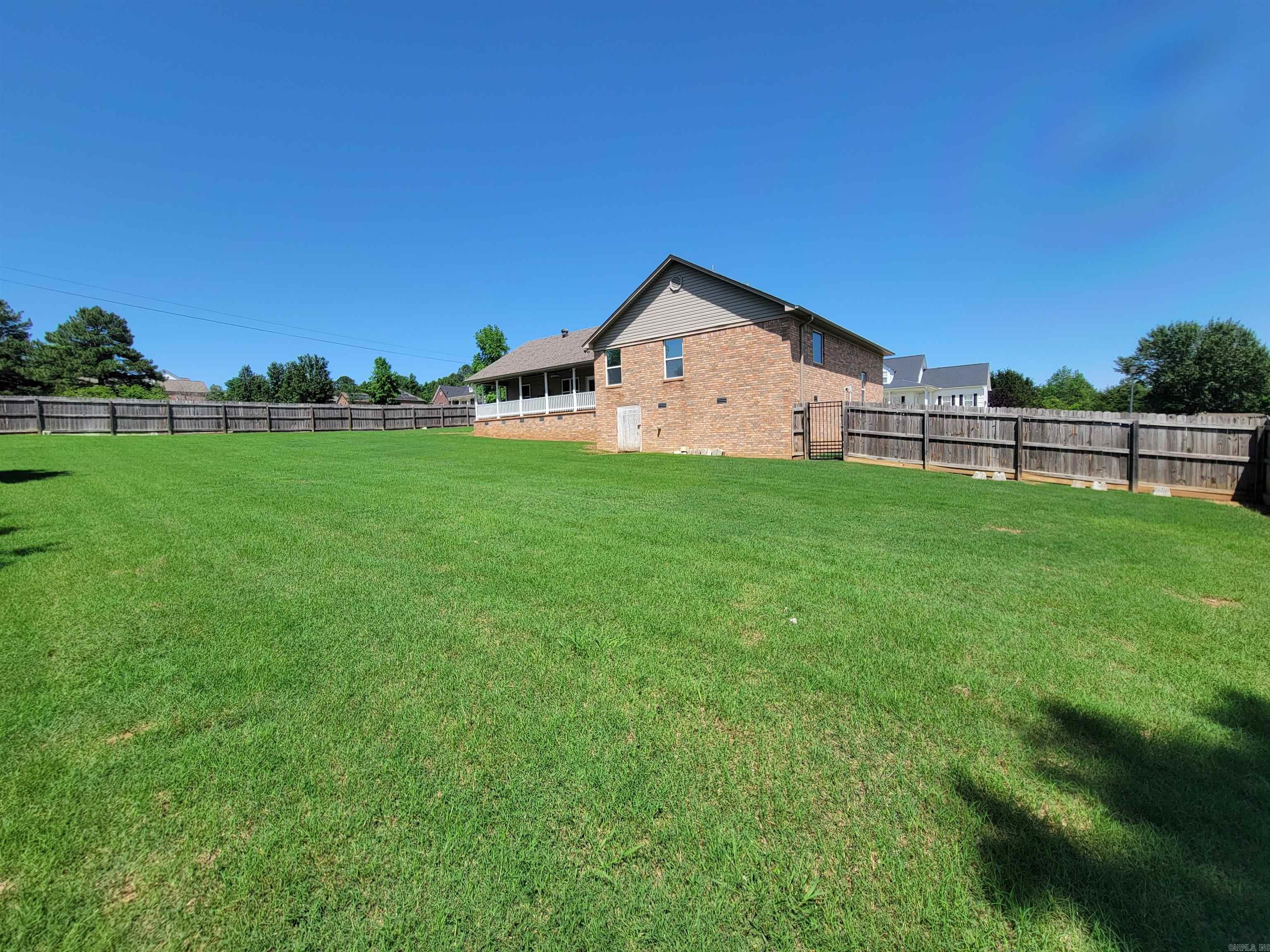 CEDAR KNOLLS & CEDAR VIEW - Residential