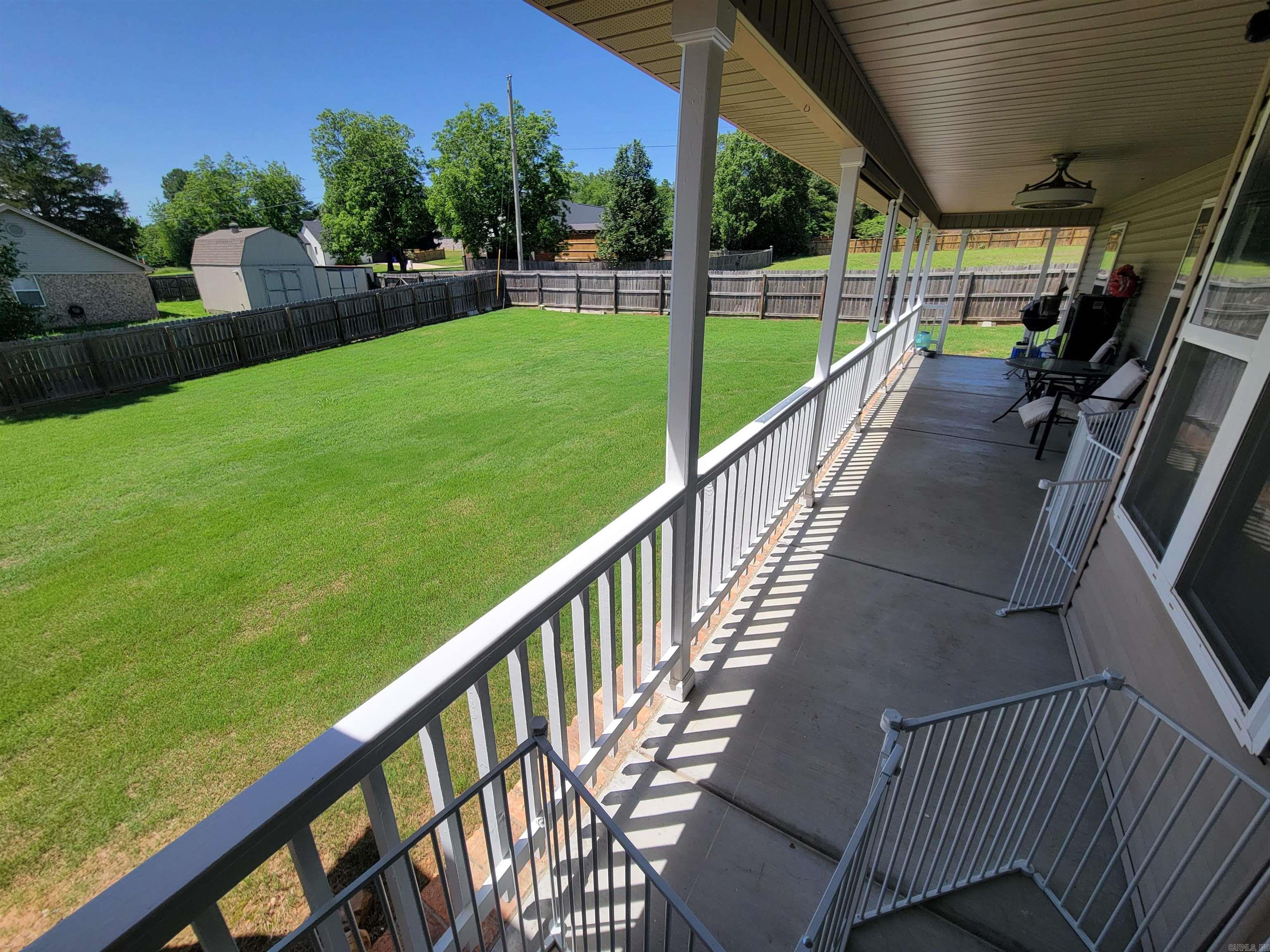 CEDAR KNOLLS & CEDAR VIEW - Residential