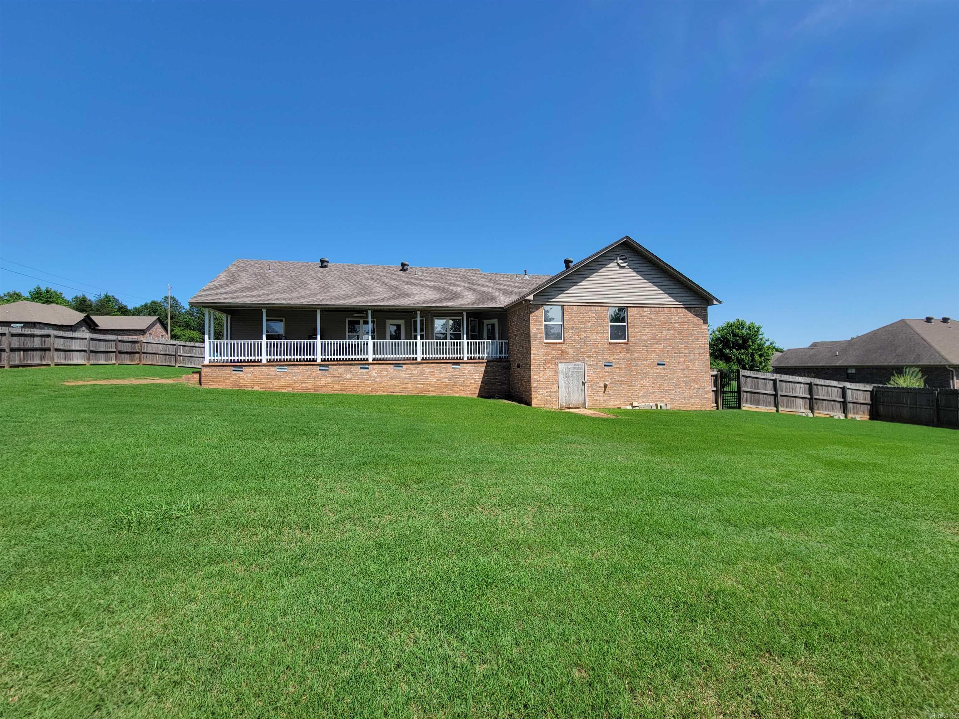 CEDAR KNOLLS & CEDAR VIEW - Residential