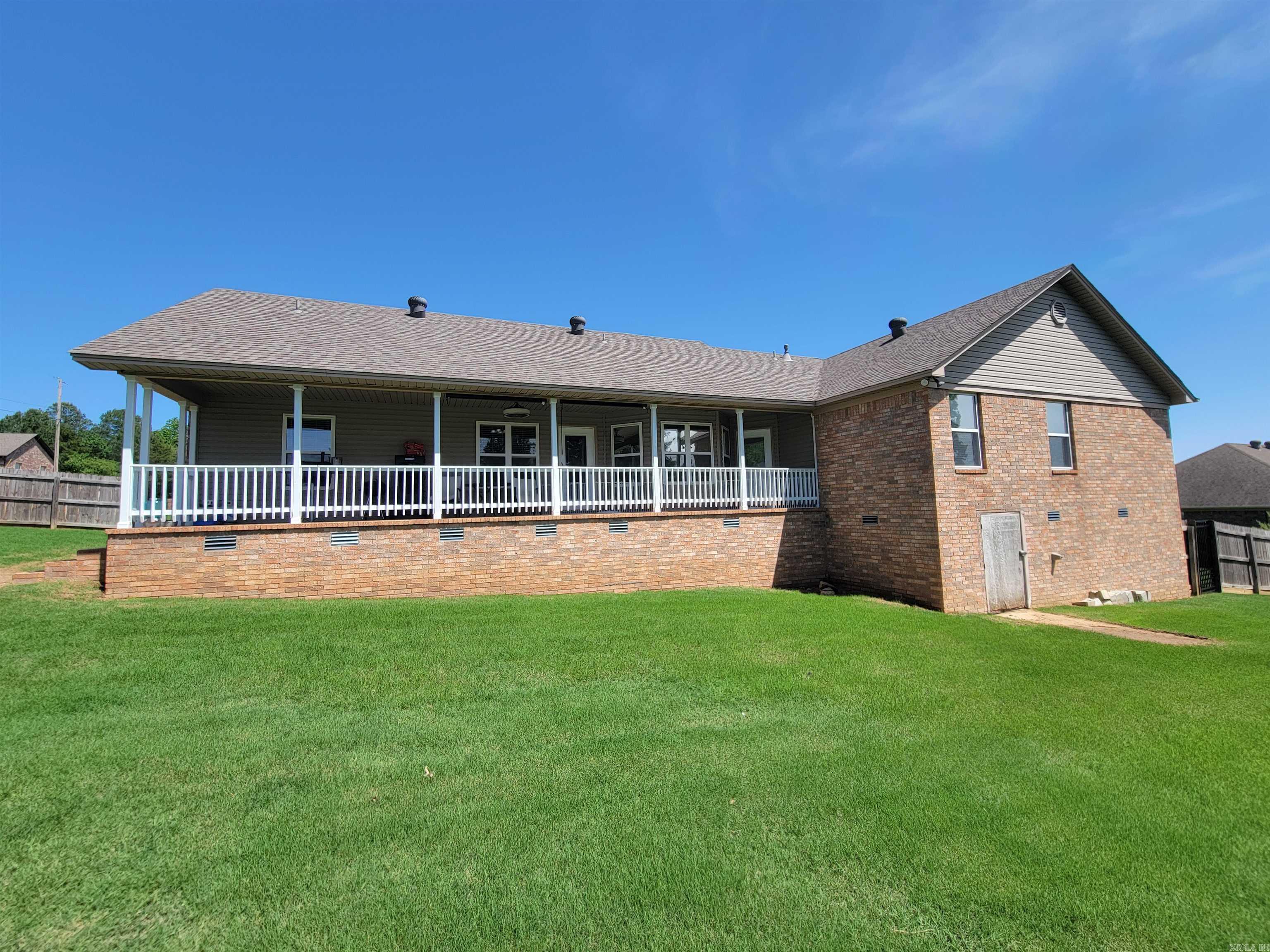 CEDAR KNOLLS & CEDAR VIEW - Residential