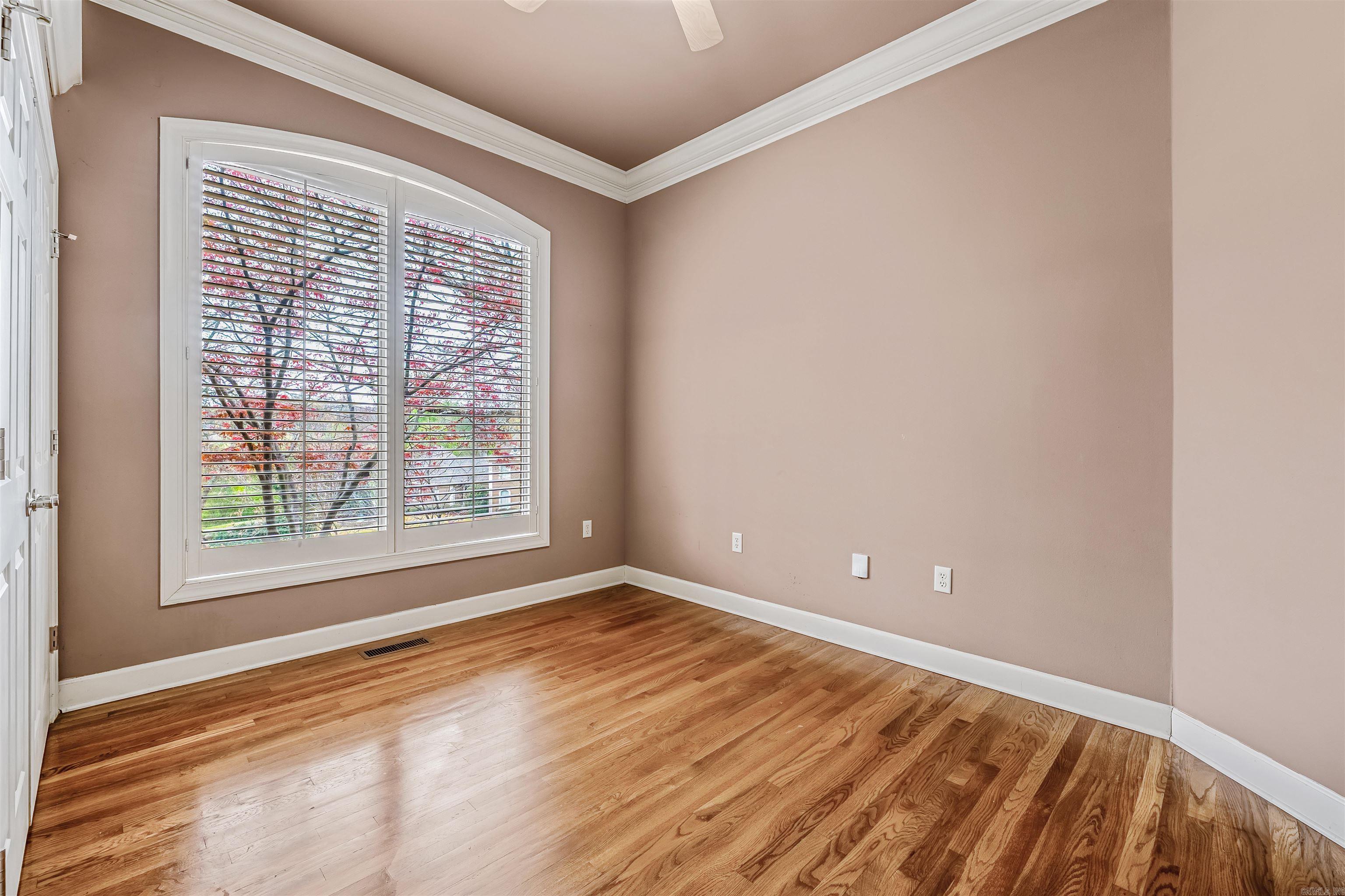 SHADY VALLEY - Residential