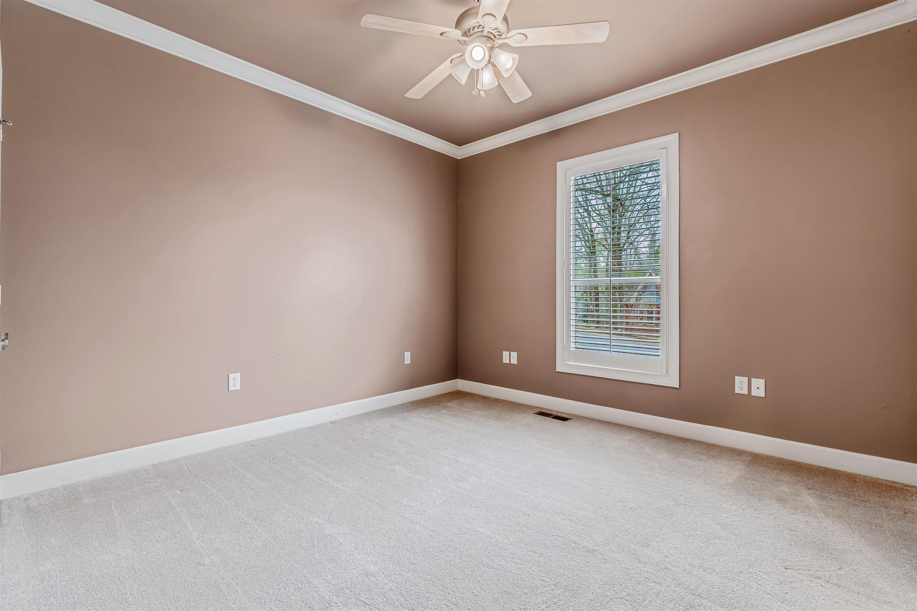 SHADY VALLEY - Residential