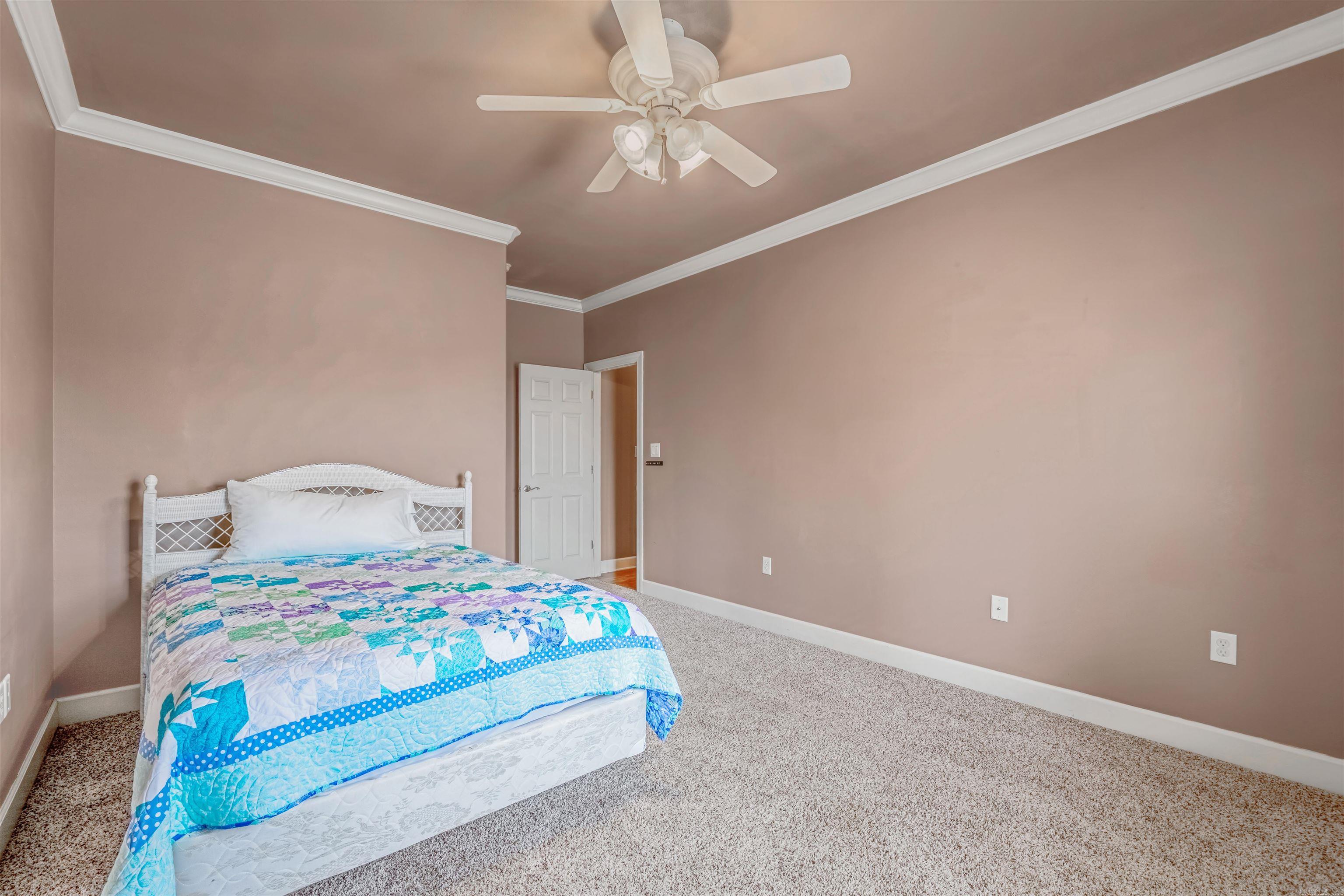 SHADY VALLEY - Residential