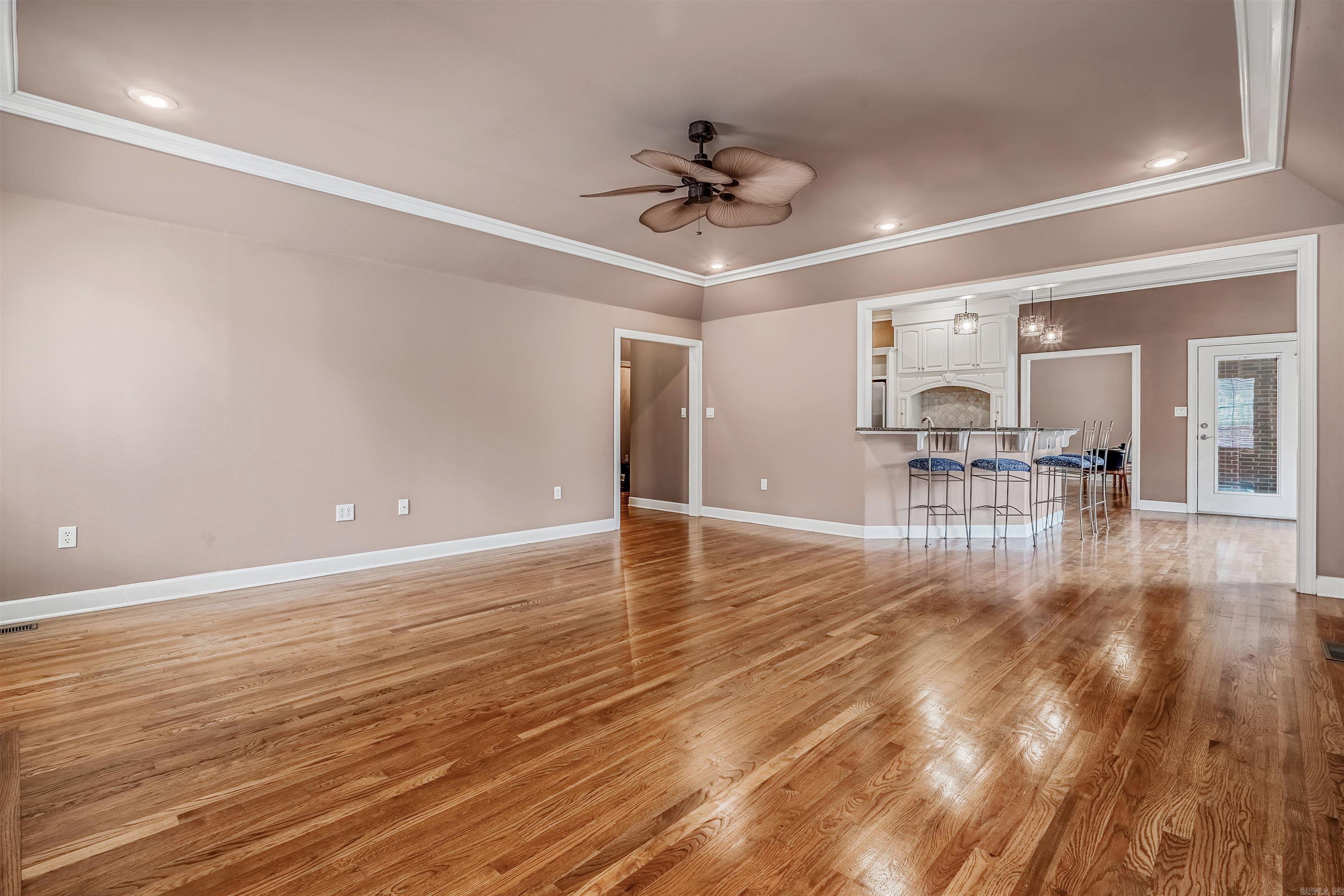 SHADY VALLEY - Residential