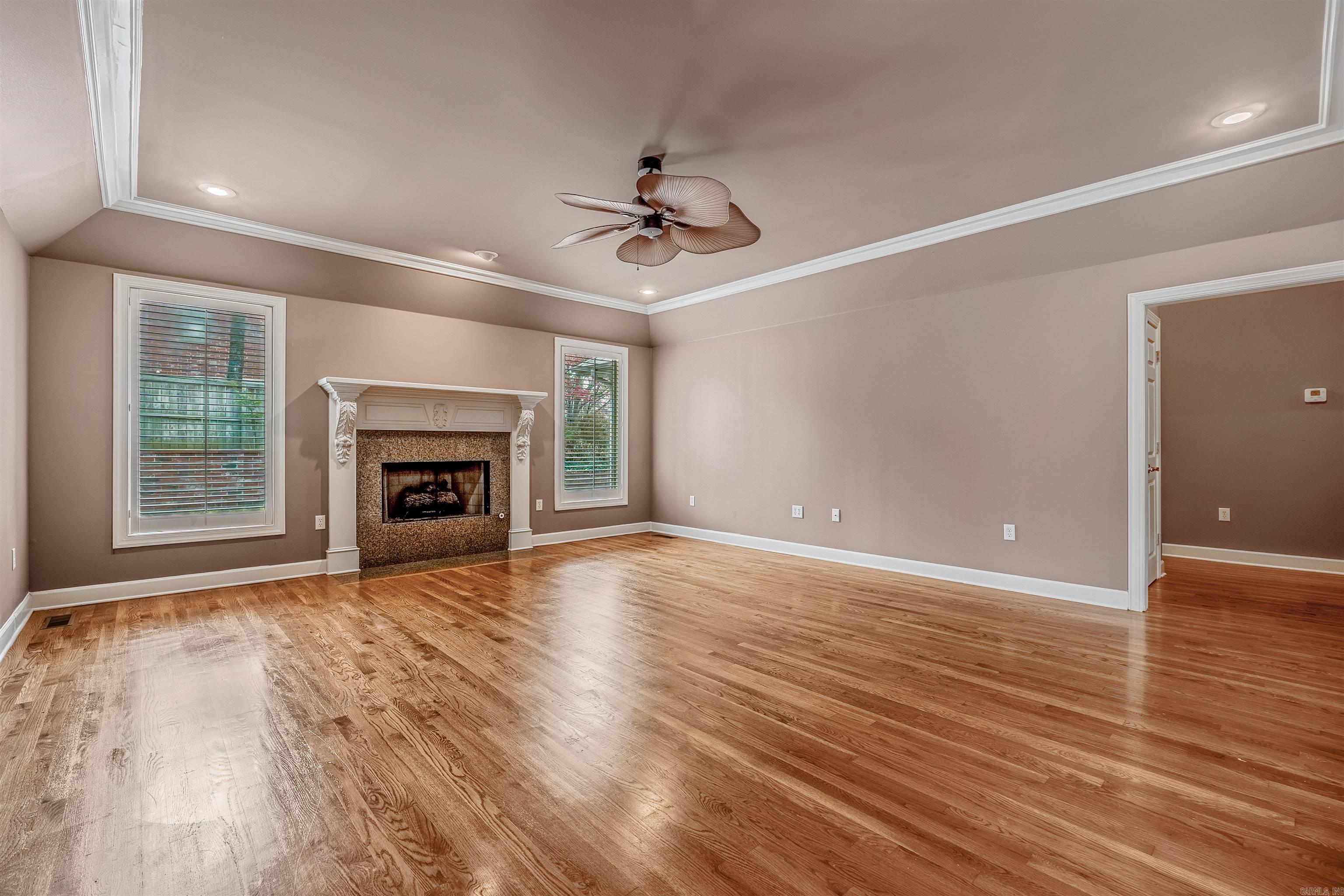 SHADY VALLEY - Residential