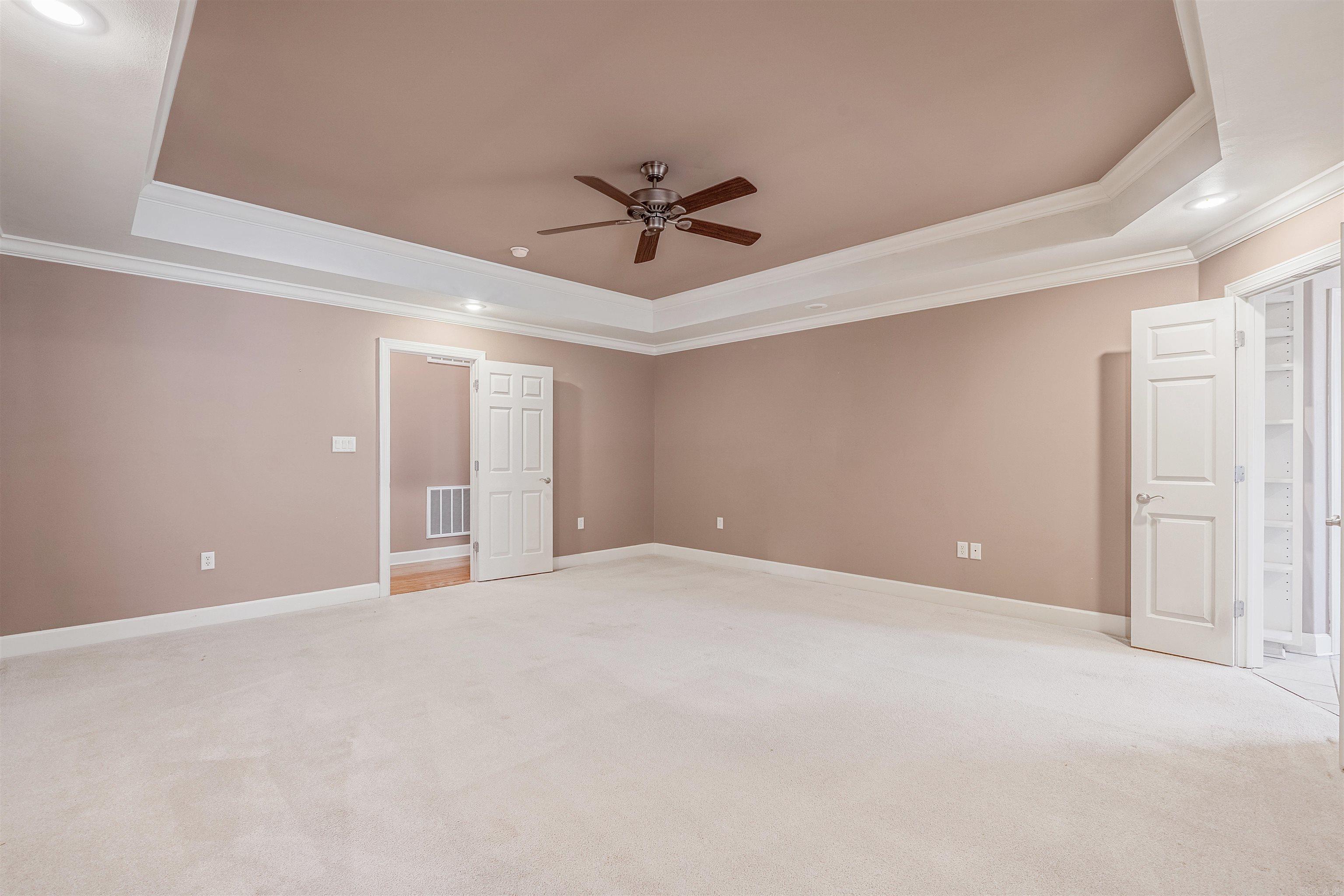 SHADY VALLEY - Residential