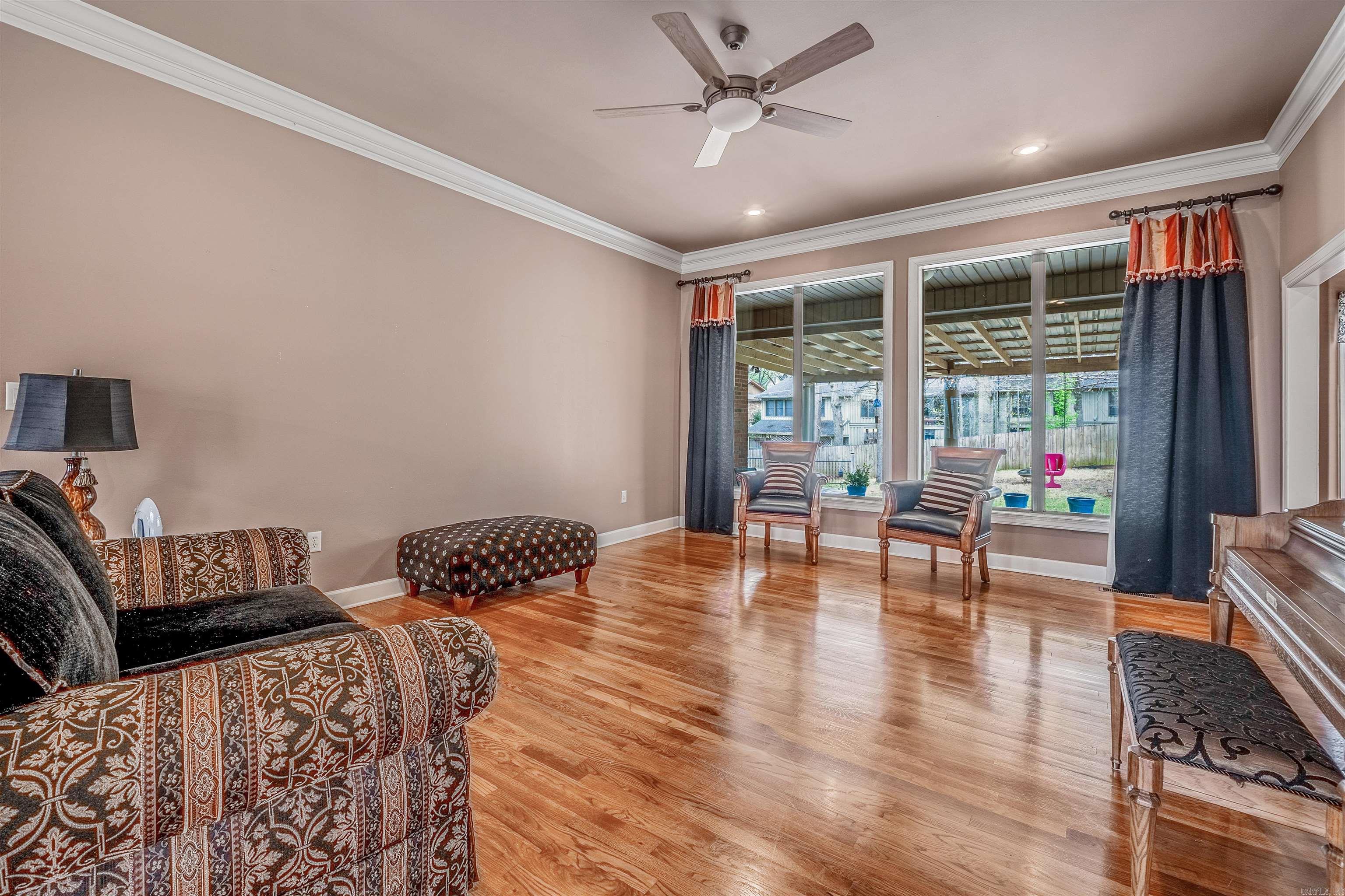 SHADY VALLEY - Residential