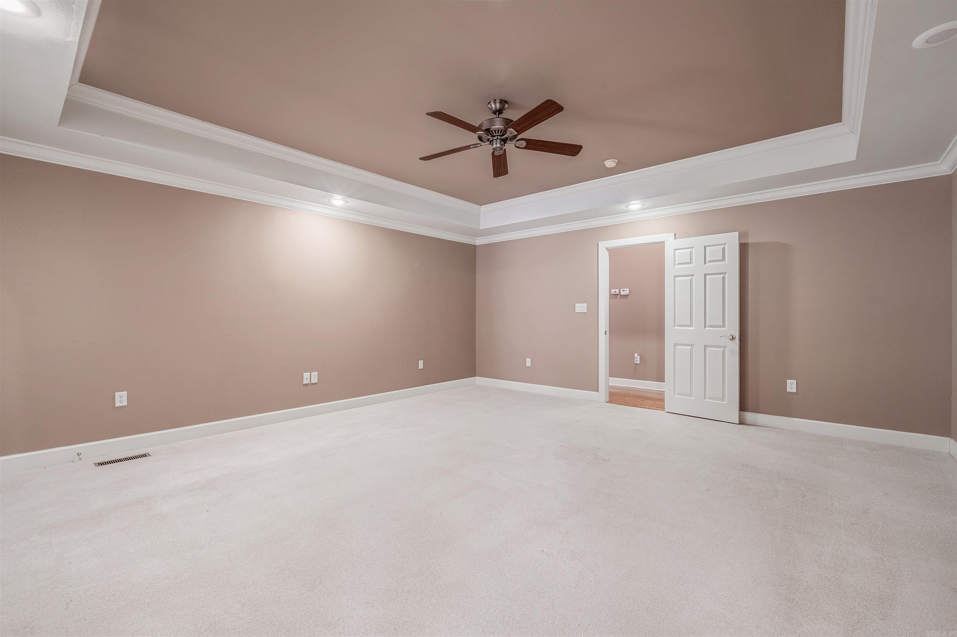 SHADY VALLEY - Residential