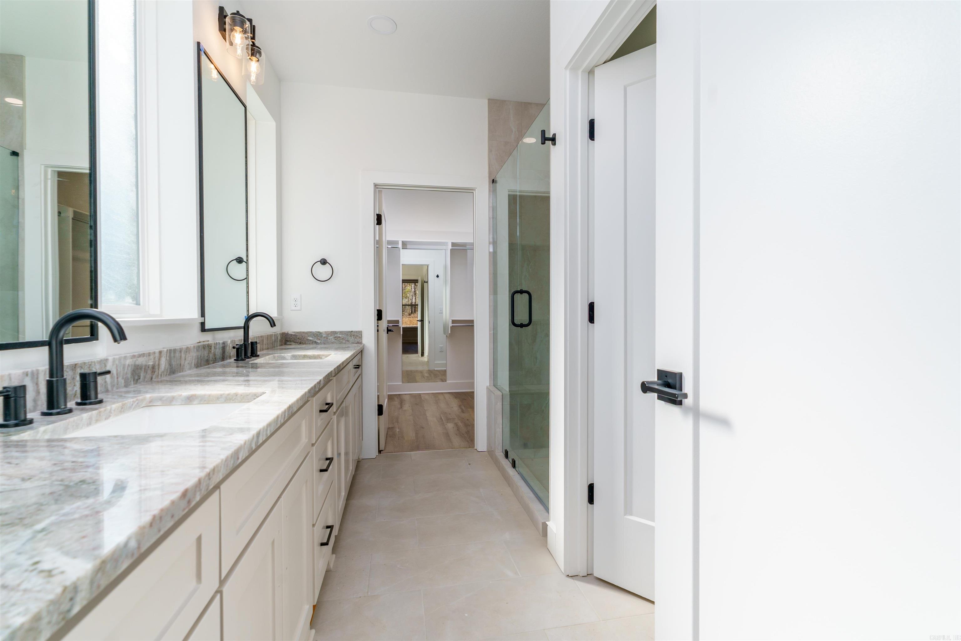 Estrella - Residential