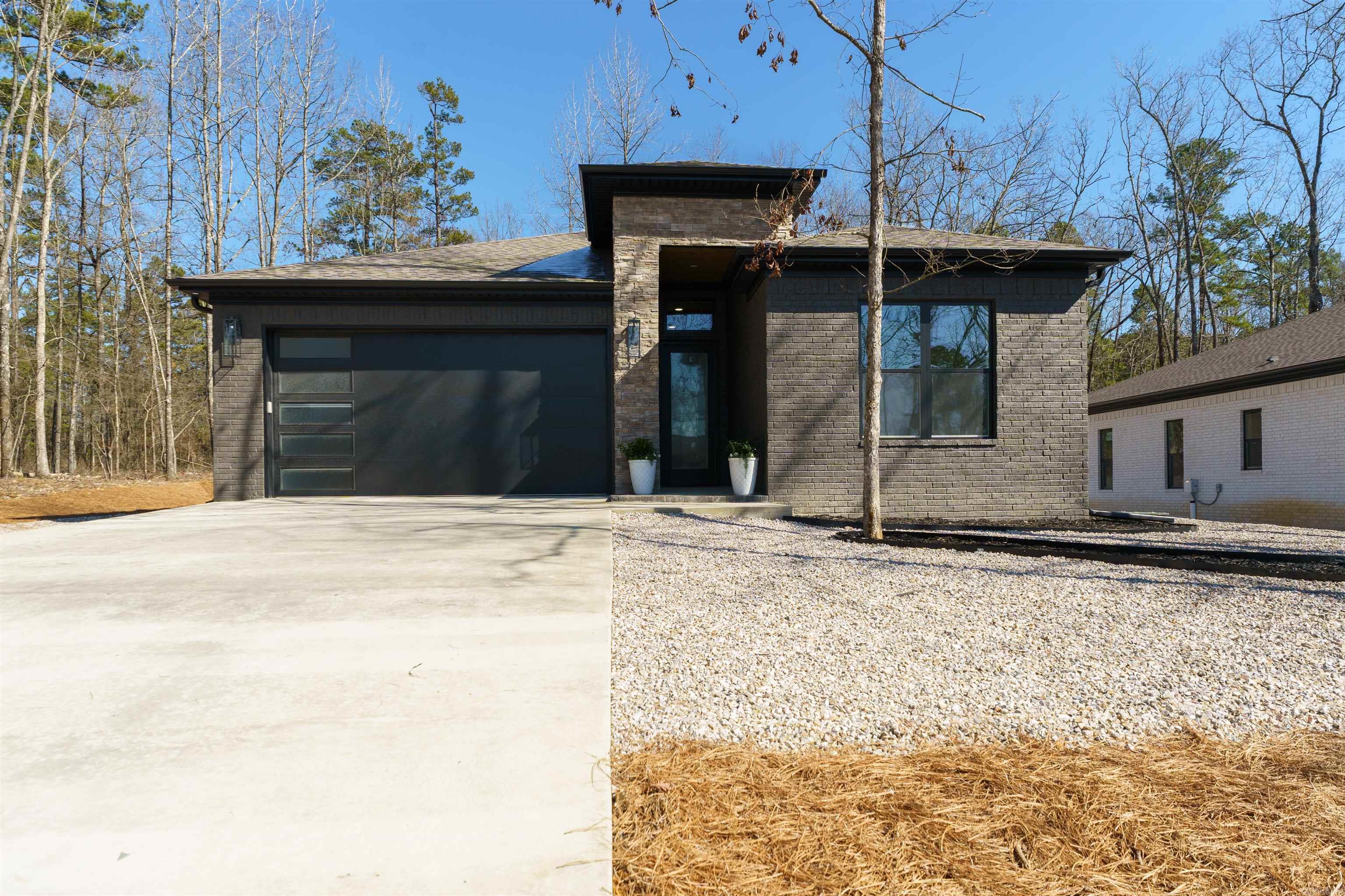 Estrella - Residential