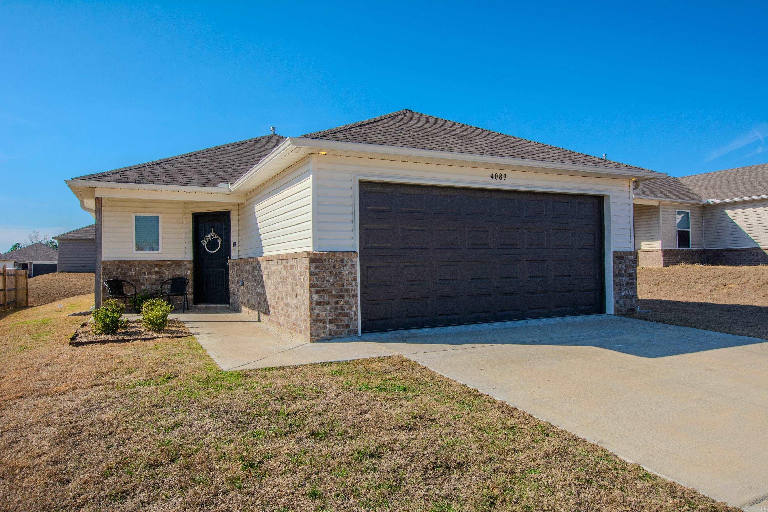 THE MEADOWS - Residential