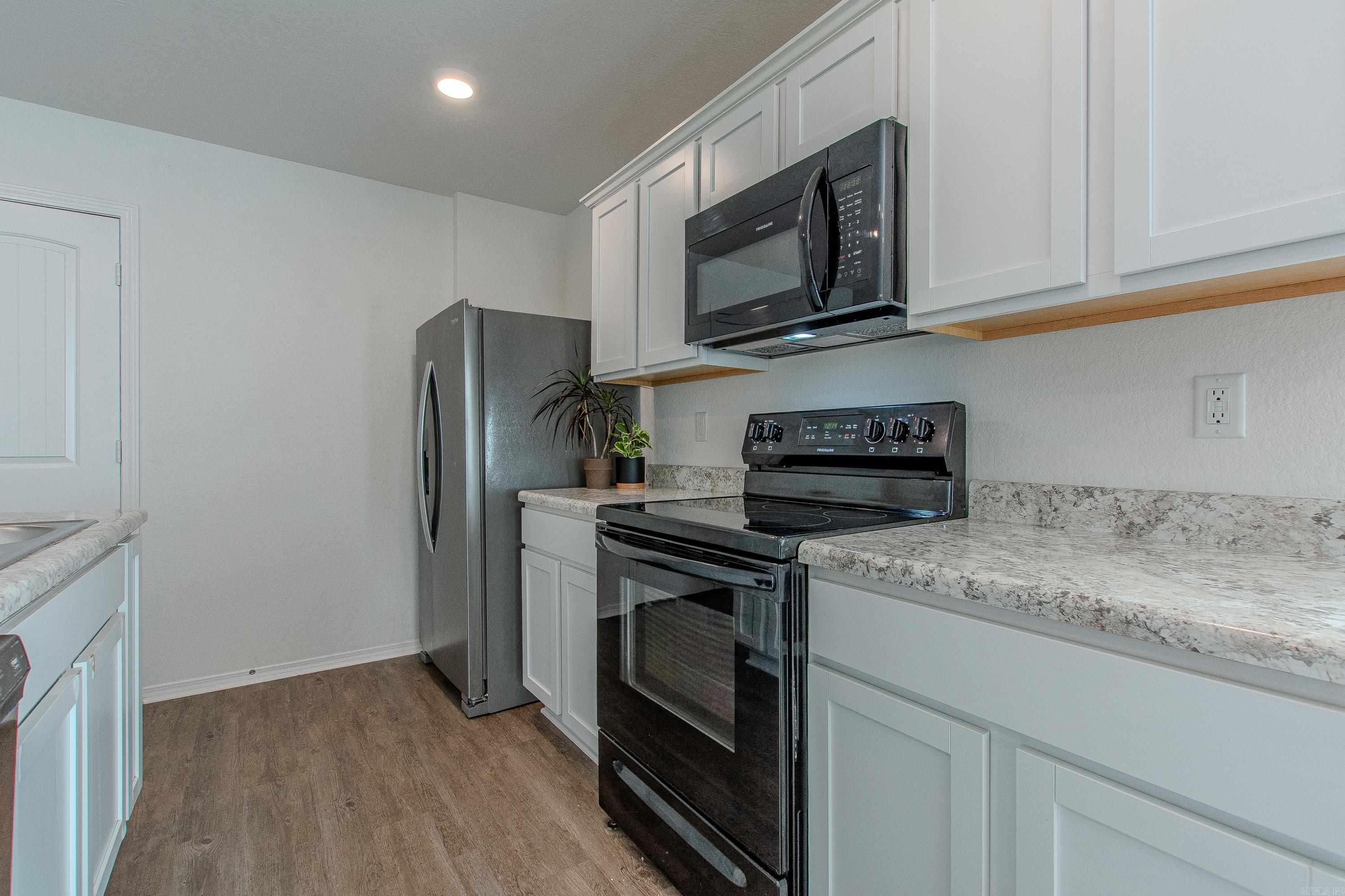 THE MEADOWS - Residential