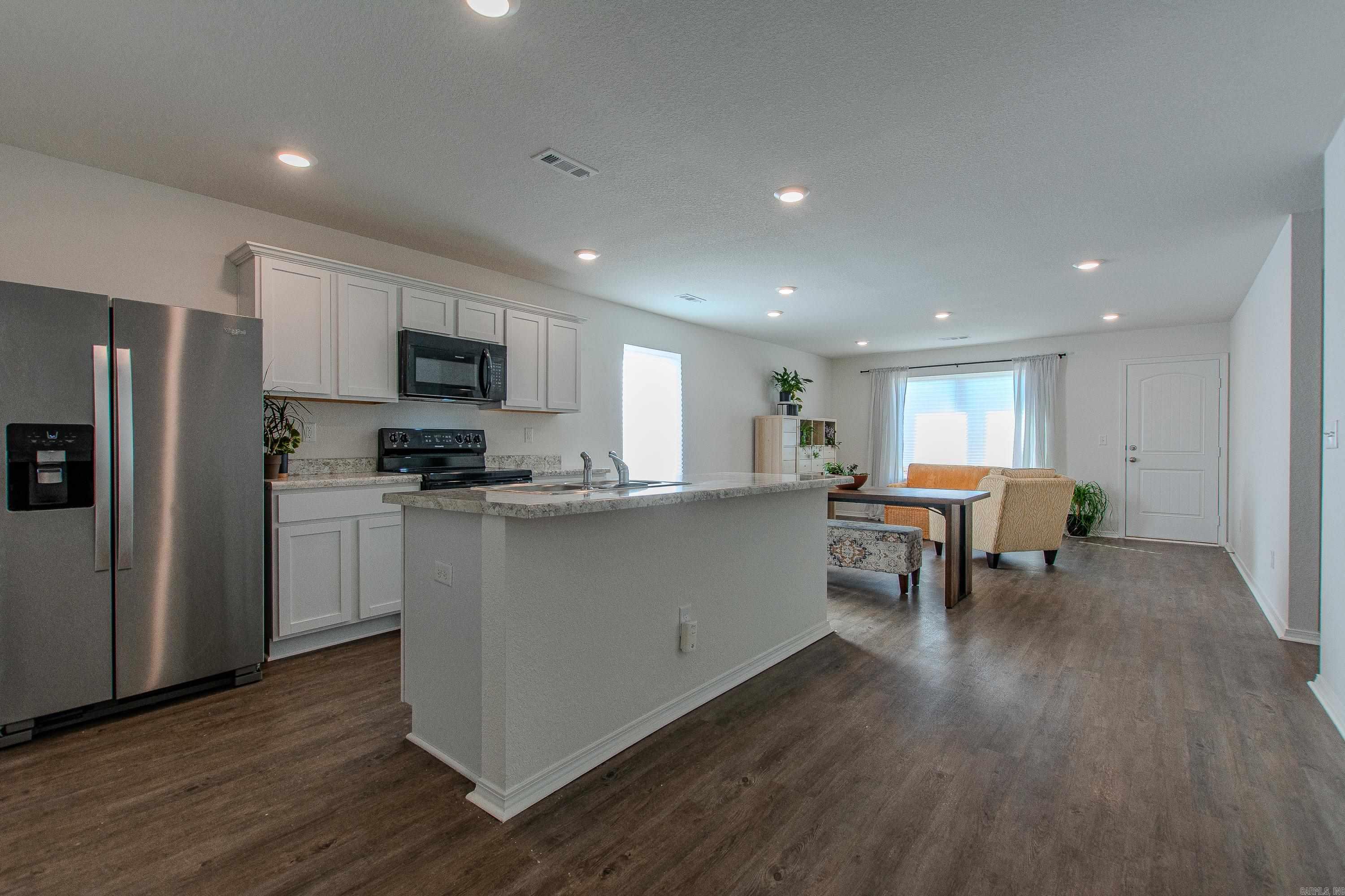 THE MEADOWS - Residential