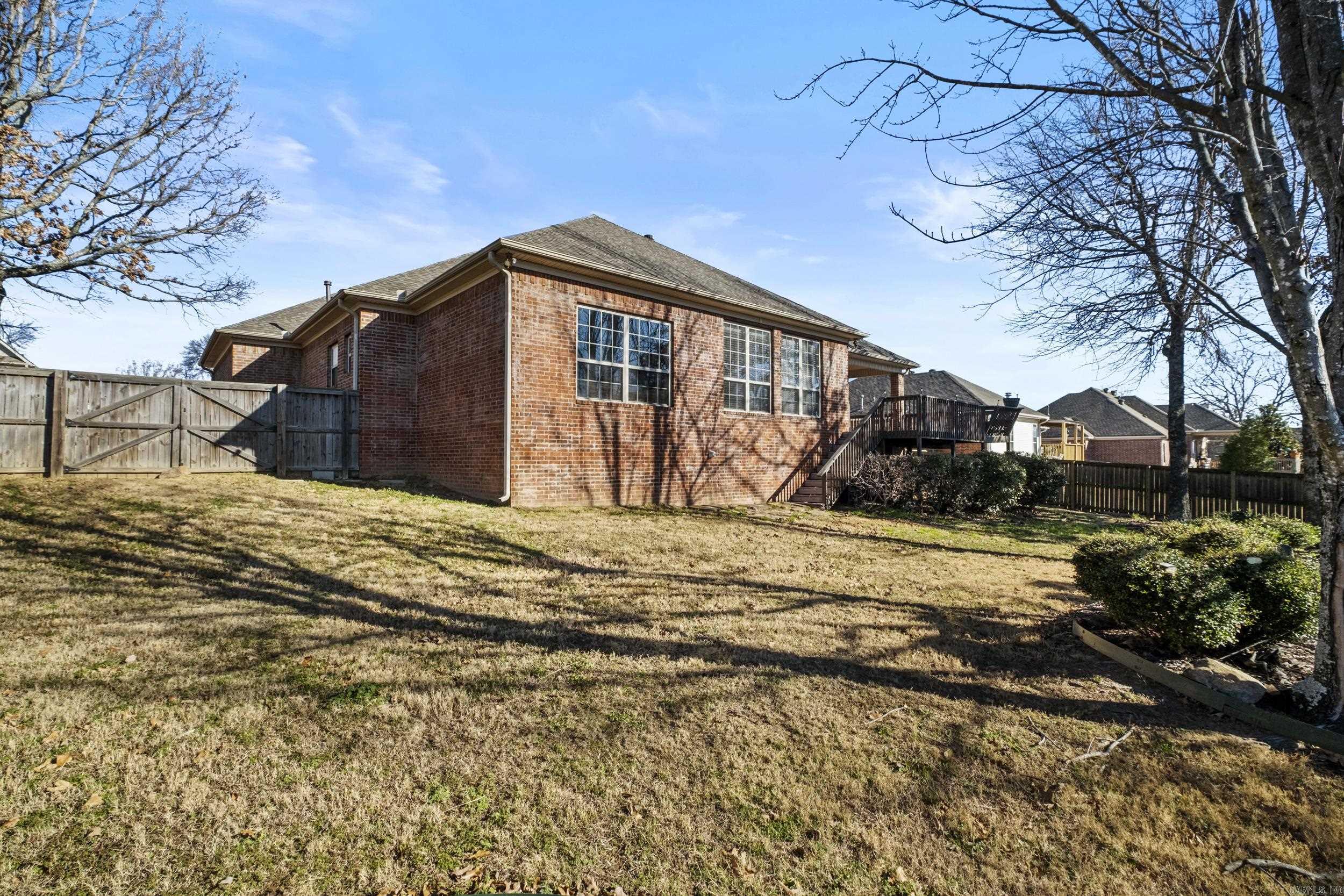 MILLERS CROSSING - Residential