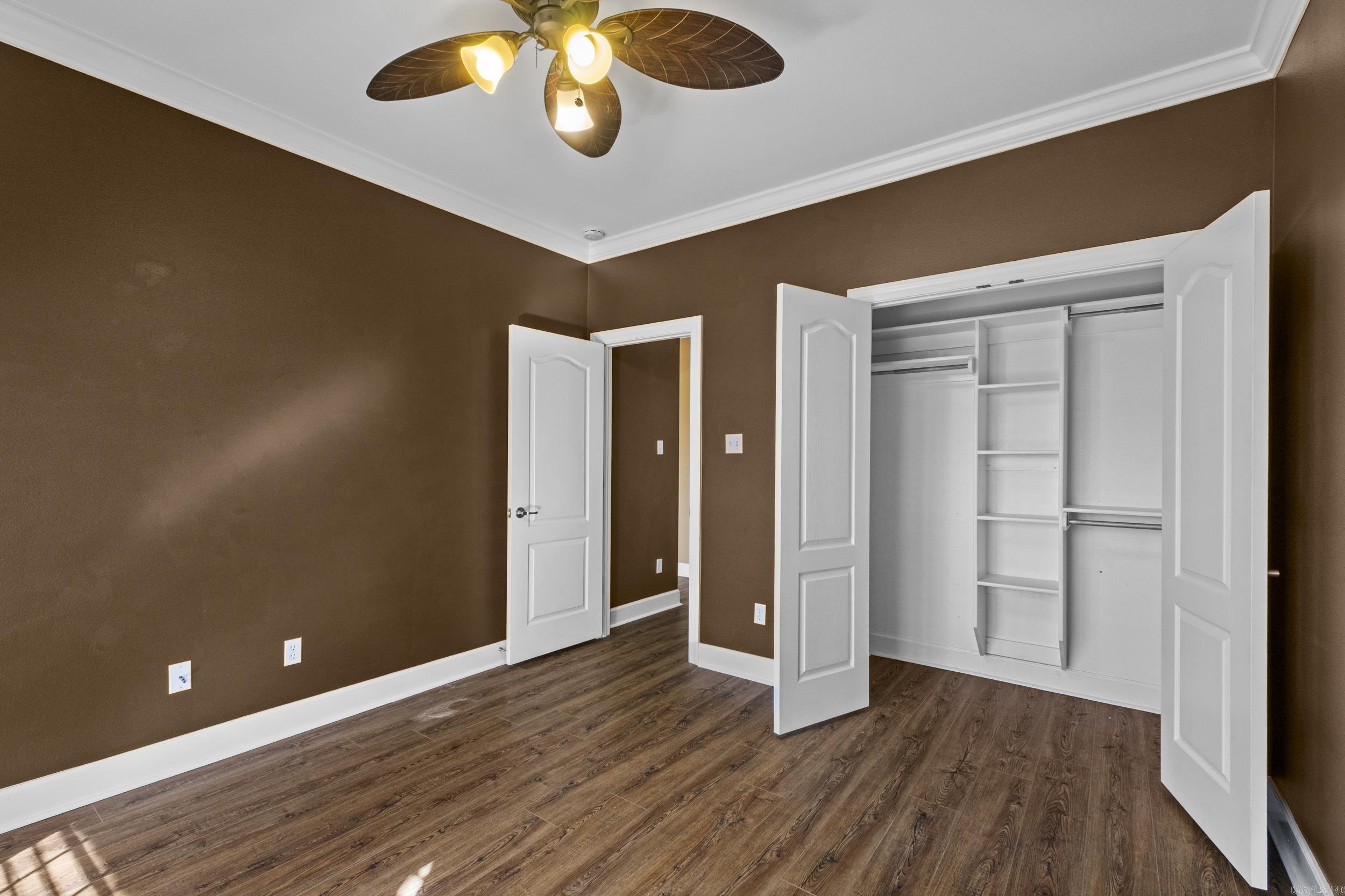 MILLERS CROSSING - Residential