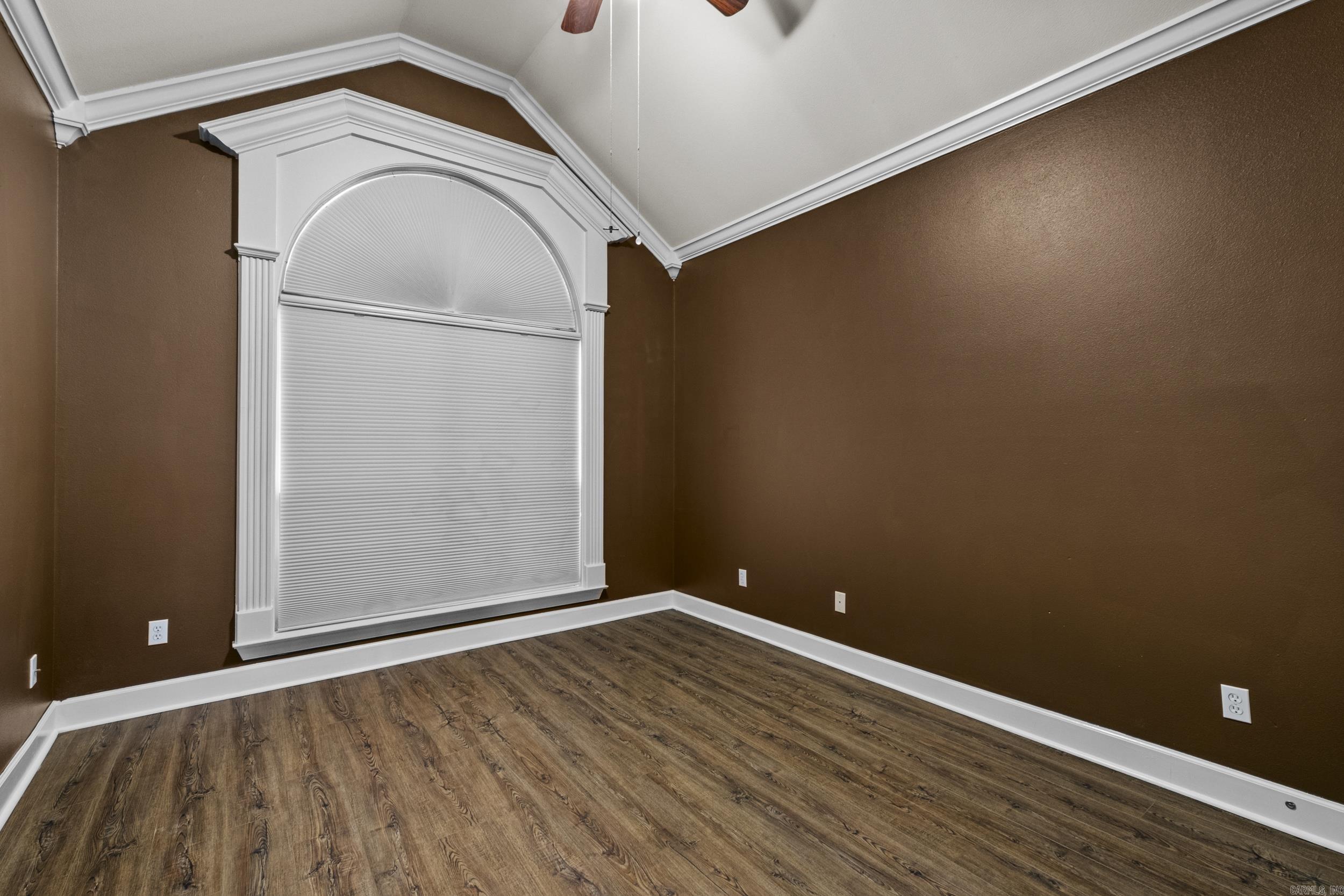 MILLERS CROSSING - Residential