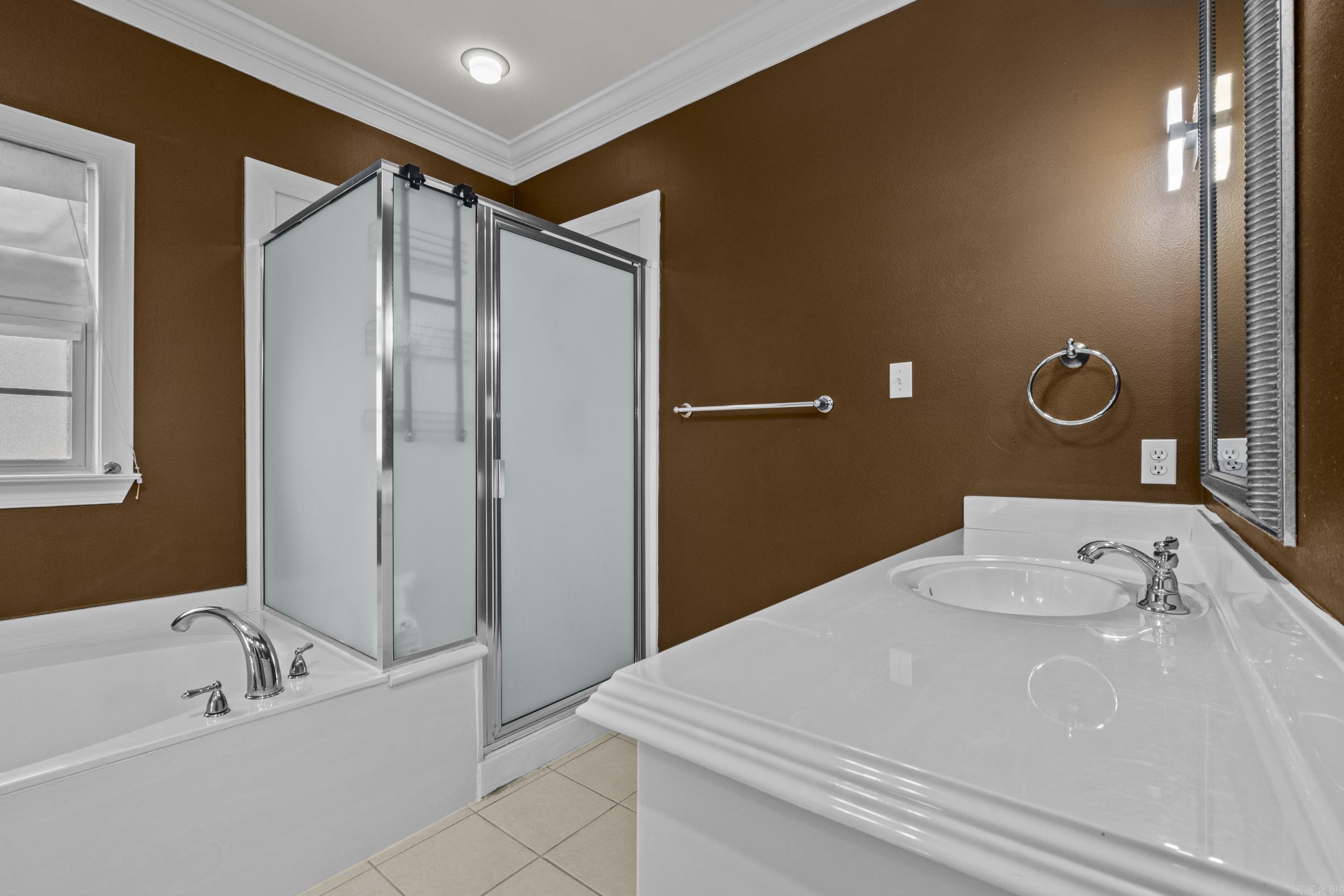 MILLERS CROSSING - Residential