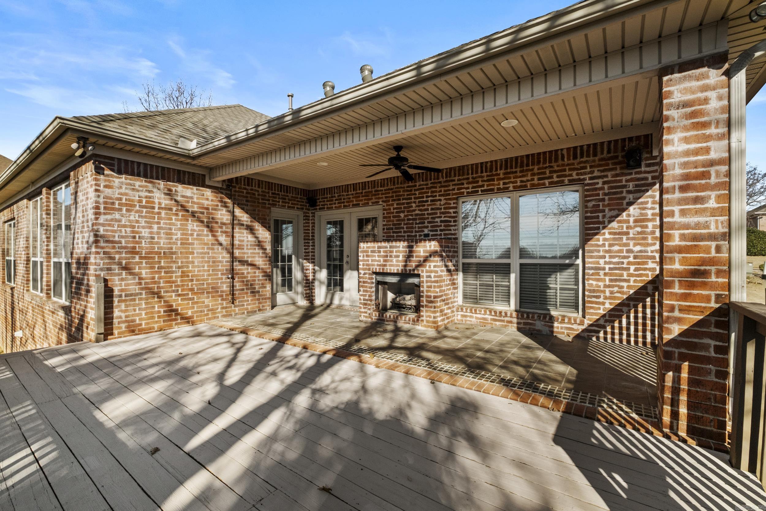 MILLERS CROSSING - Residential