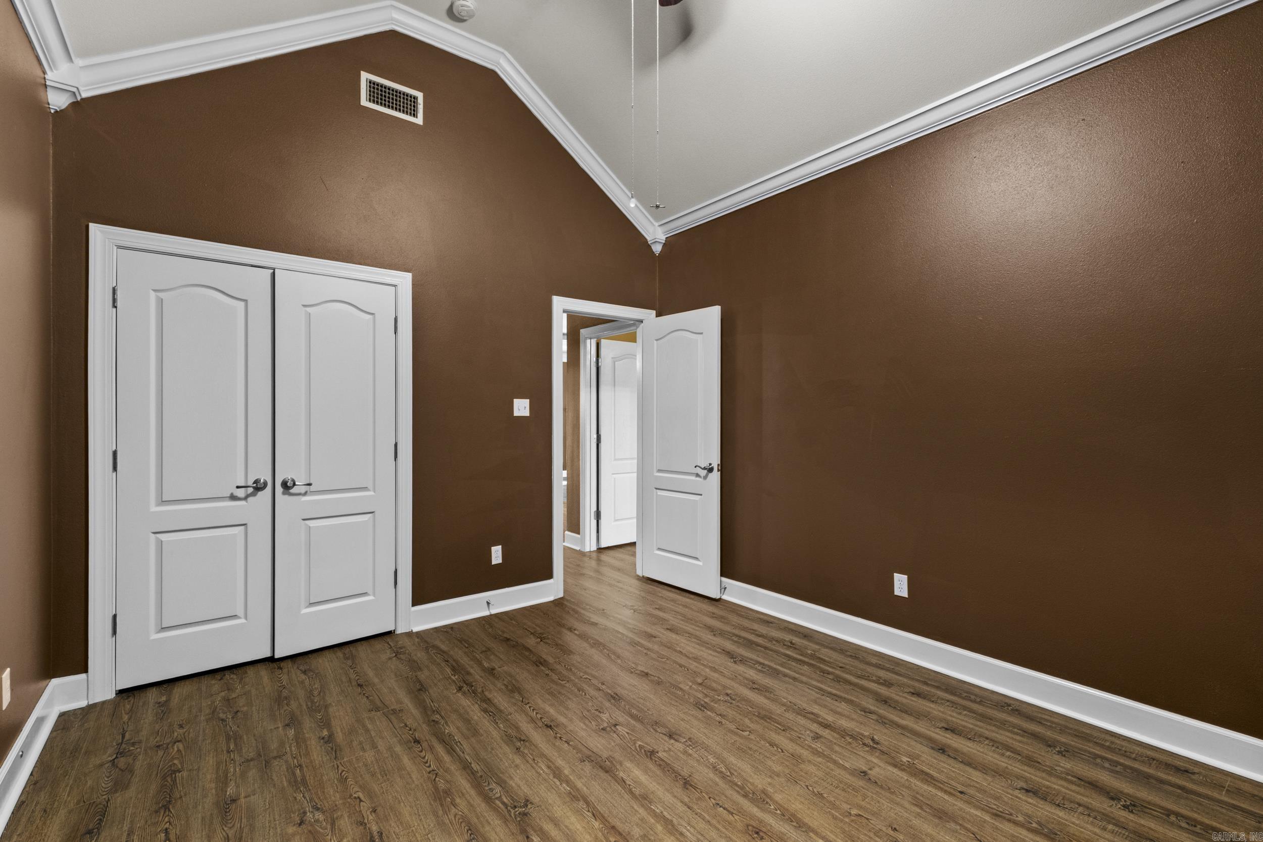 MILLERS CROSSING - Residential