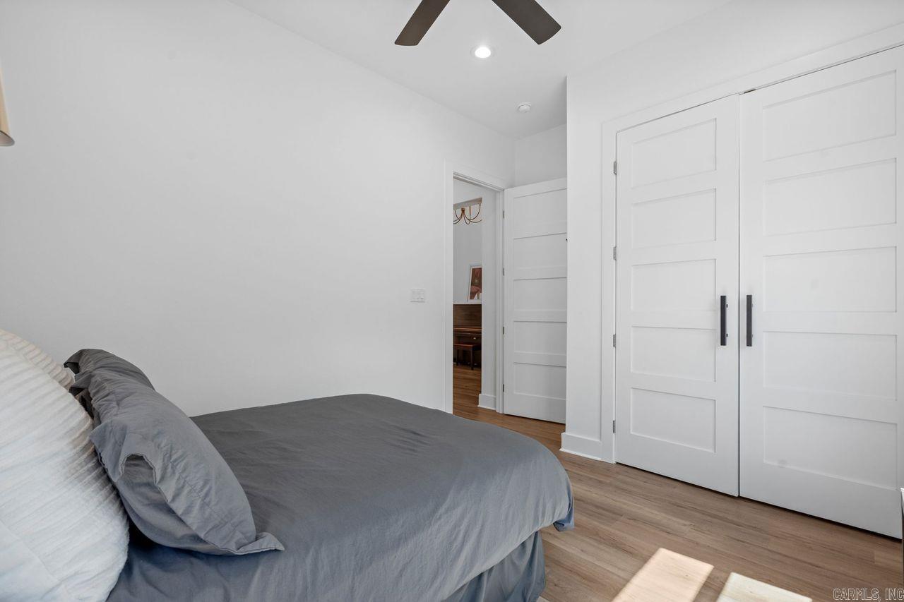 BAYOU RIDGE - Residential