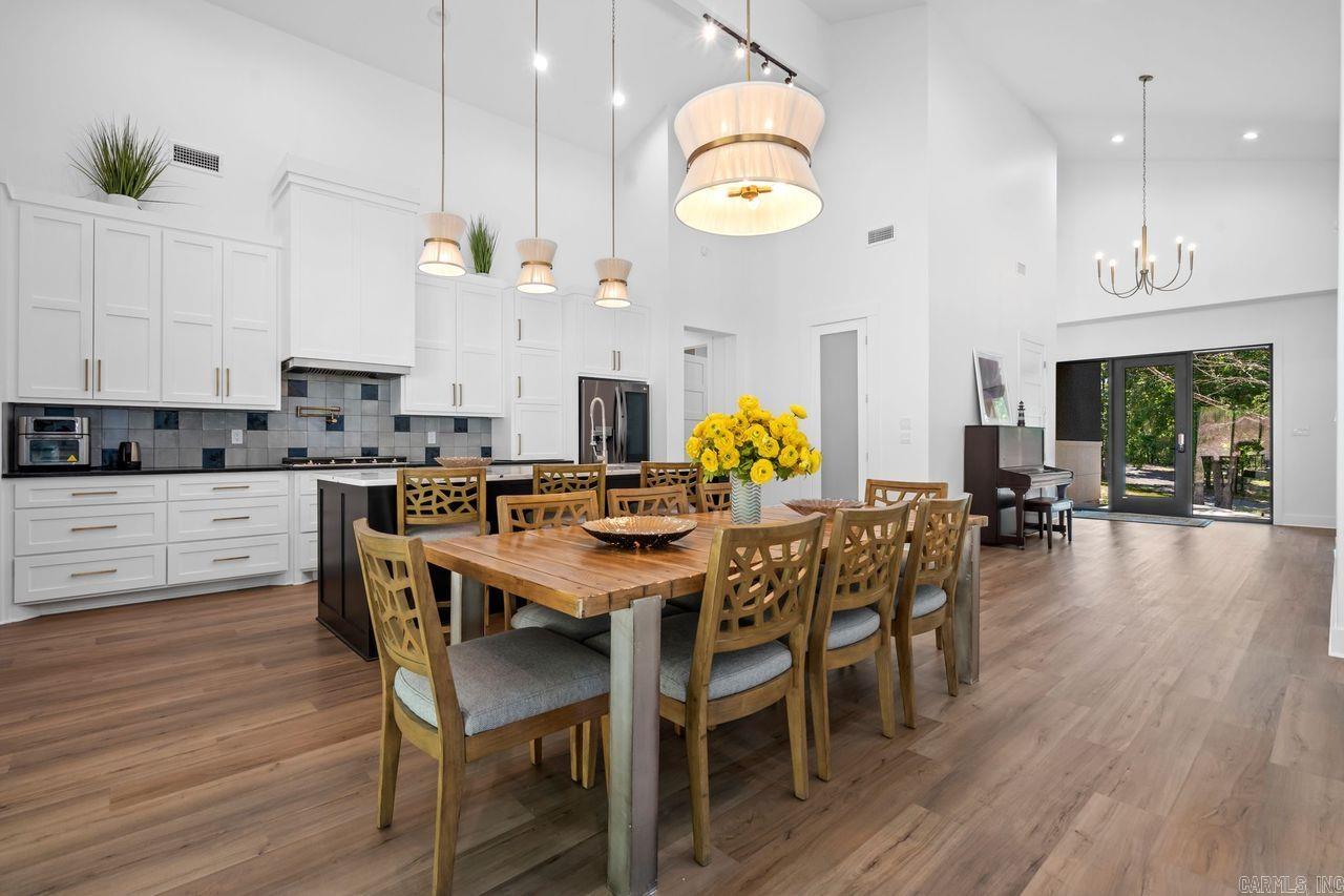 BAYOU RIDGE - Residential