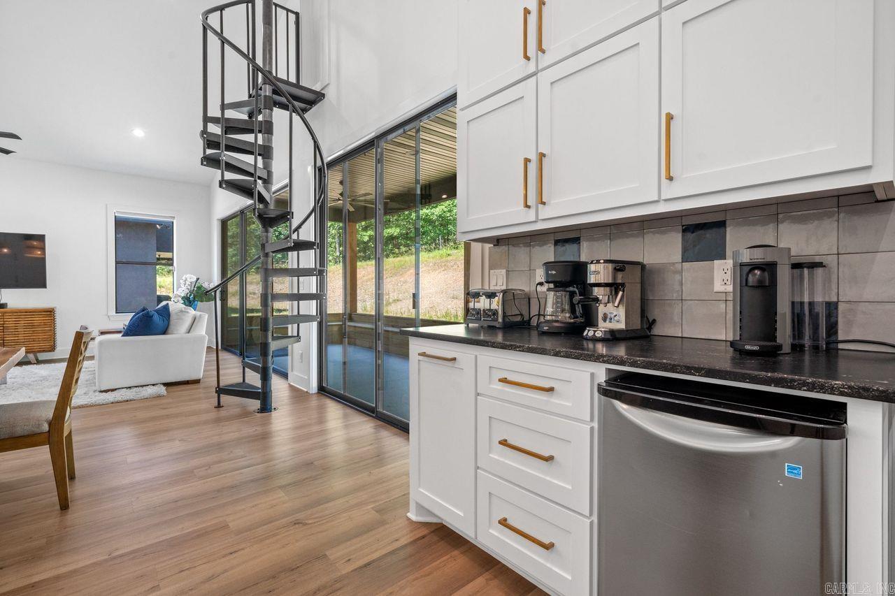 BAYOU RIDGE - Residential