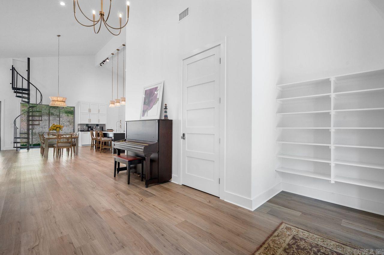 BAYOU RIDGE - Residential