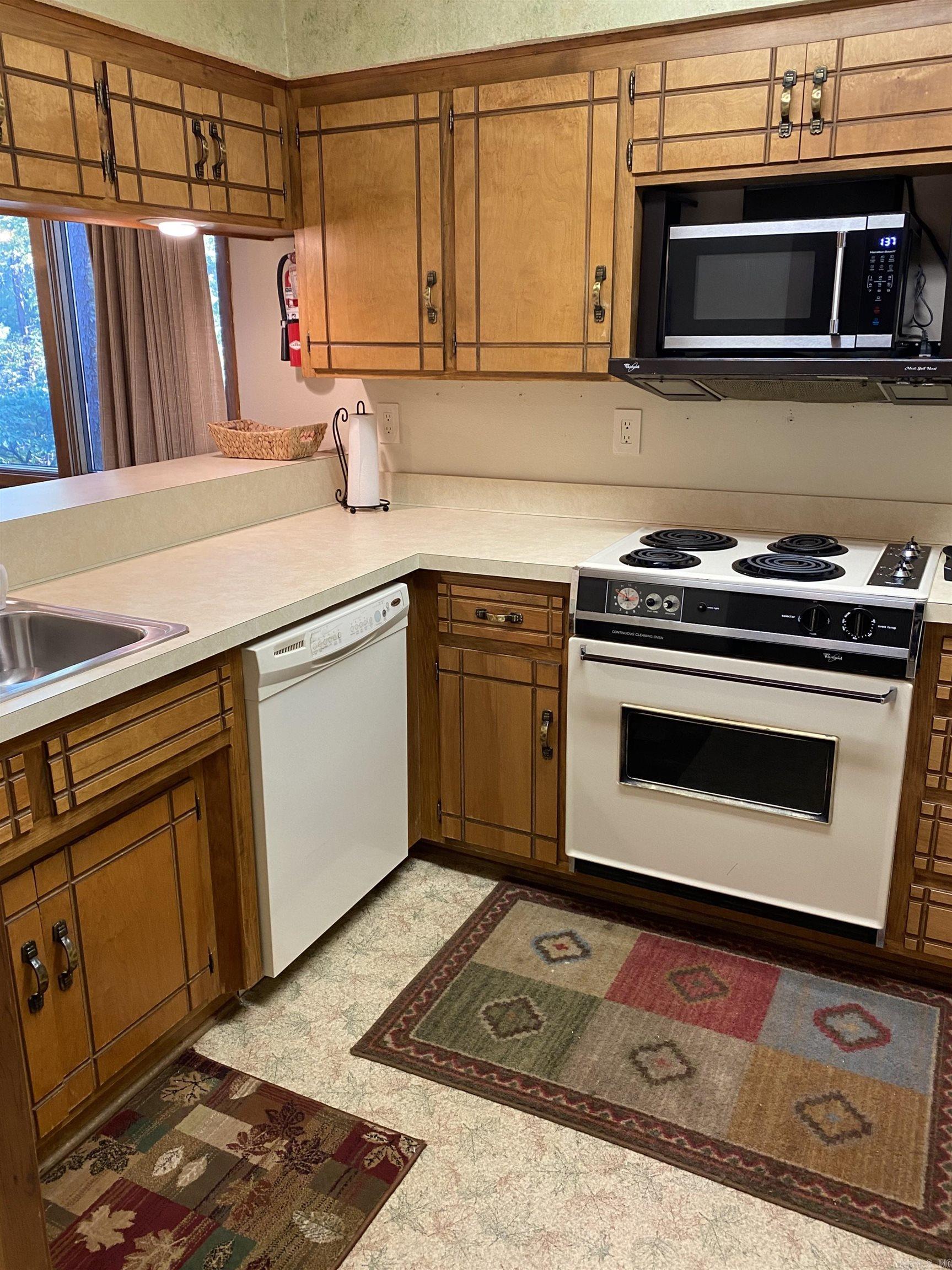 Harbor East Condo - Residential