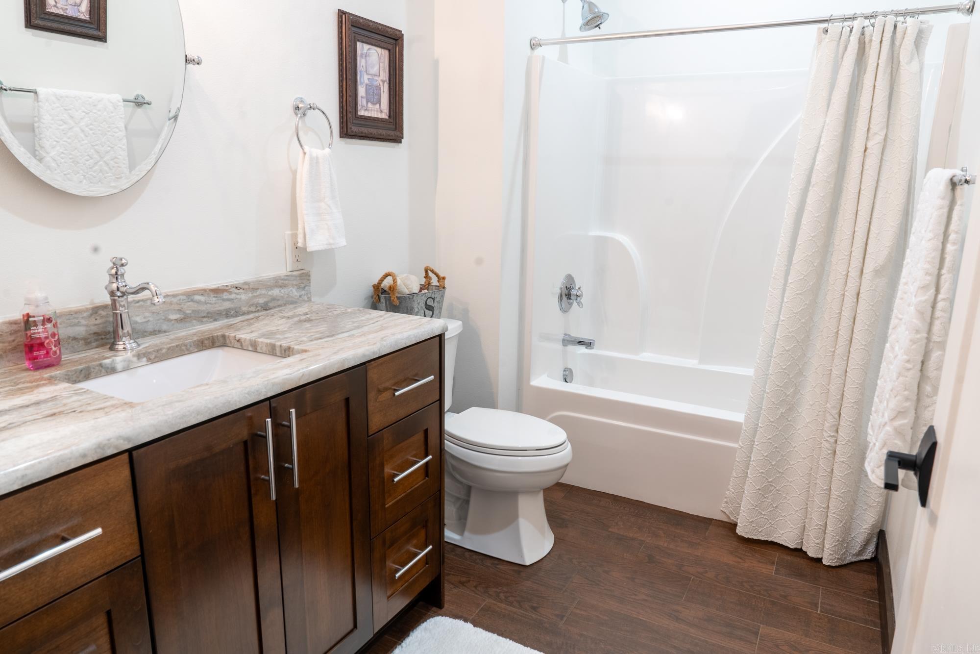 Metes & Bounds - Residential