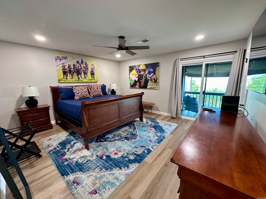 Beautiful 2 bedroom Condo overlooking Lake Hamilton.  Furnished Utilities Included! $2600/Month $1500 Security Deposit $100 Application Fee