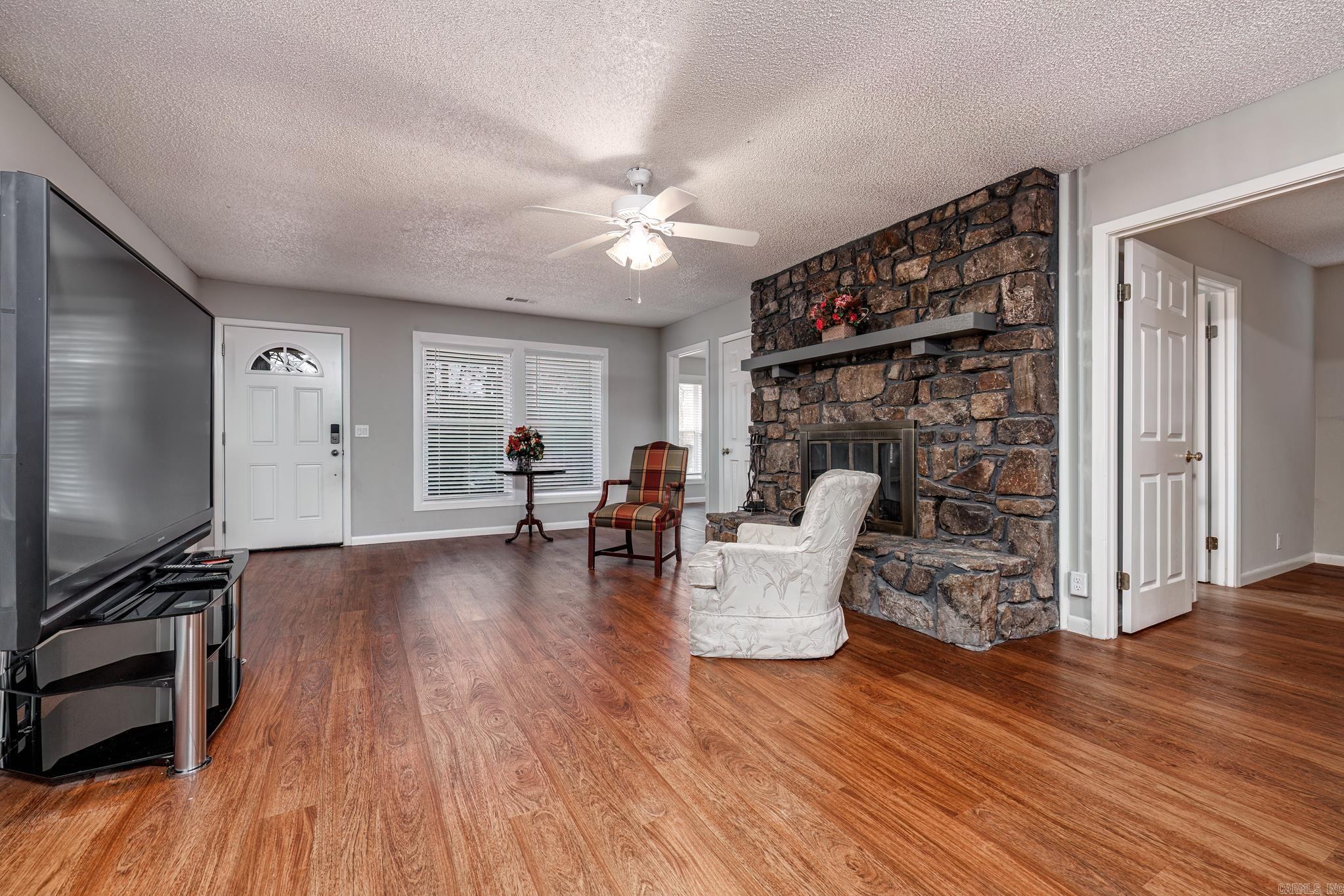 Madrid Courts - Residential